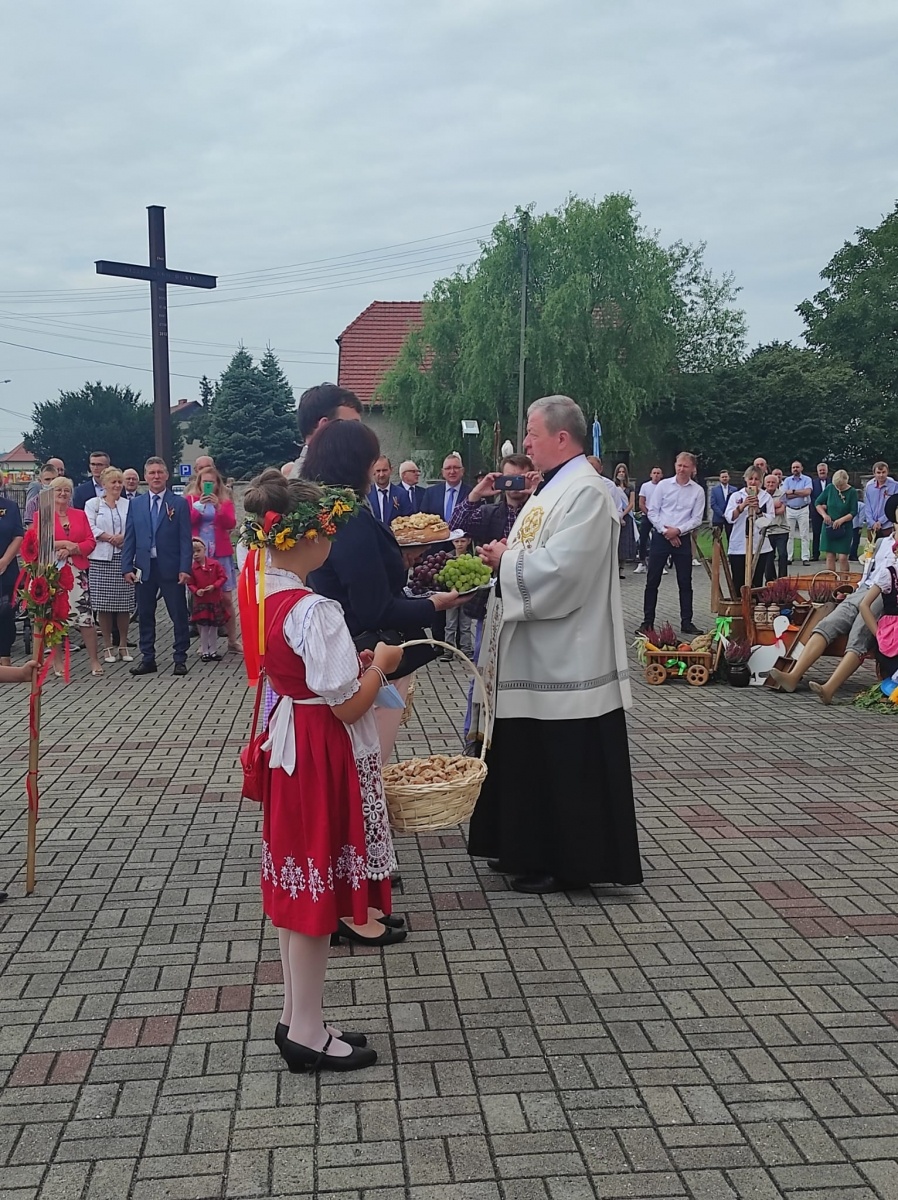 Zdjęcie w galerii na portalu naszraciborz.pl: Łęg, Zawada Książęca i Ciechowice dziękowały za plony wiadomości z regionu