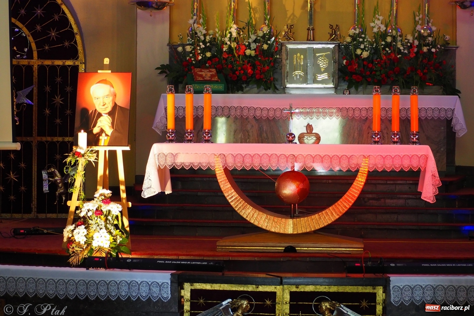 Zdjęcie w galerii na portalu naszraciborz.pl: Festiwal Spotkałem Pana - dzień 2 wiadomości z regionu