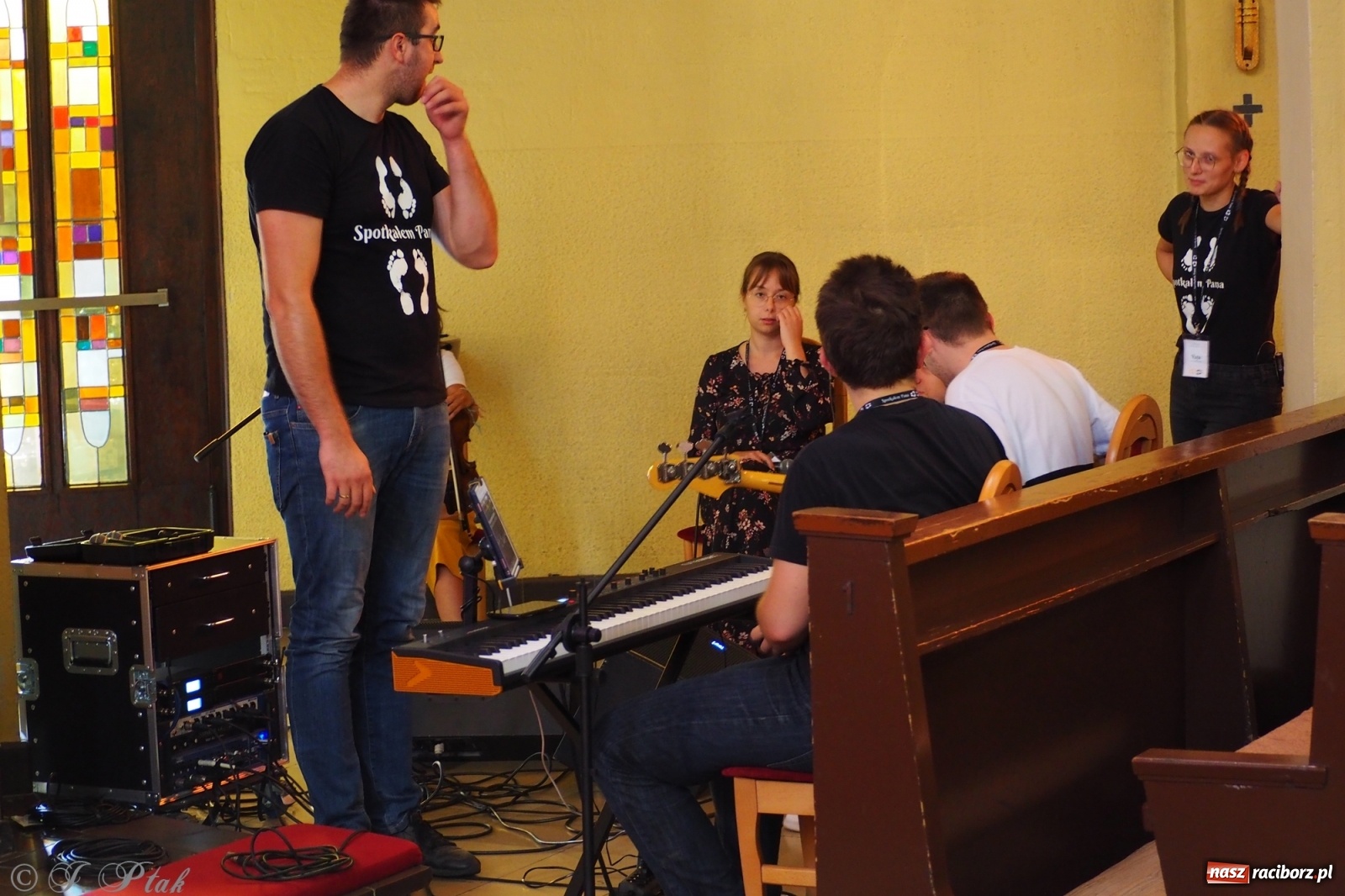 Zdjęcie w galerii na portalu naszraciborz.pl: Festiwal Spotkałem Pana - dzień 2 wiadomości z regionu