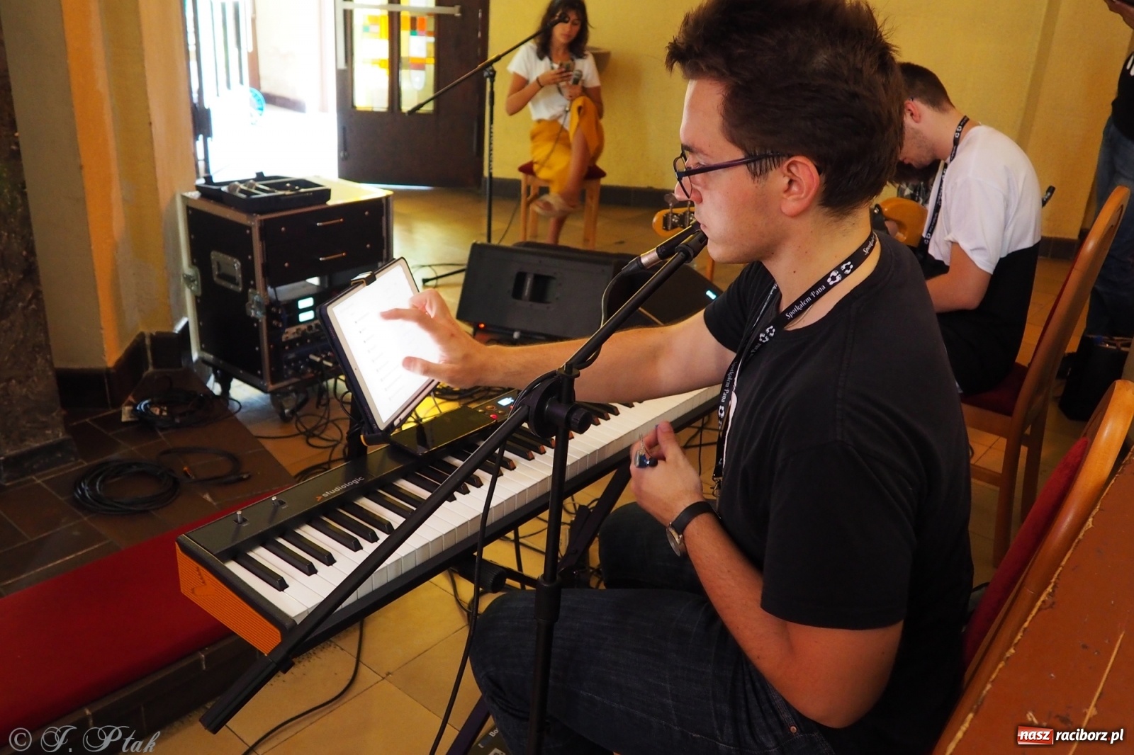 Zdjęcie w galerii na portalu naszraciborz.pl: Festiwal Spotkałem Pana - dzień 2 wiadomości z regionu