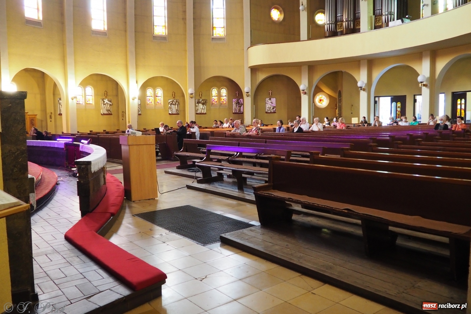 Zdjęcie w galerii na portalu naszraciborz.pl: Festiwal Spotkałem Pana - dzień 2 wiadomości z regionu