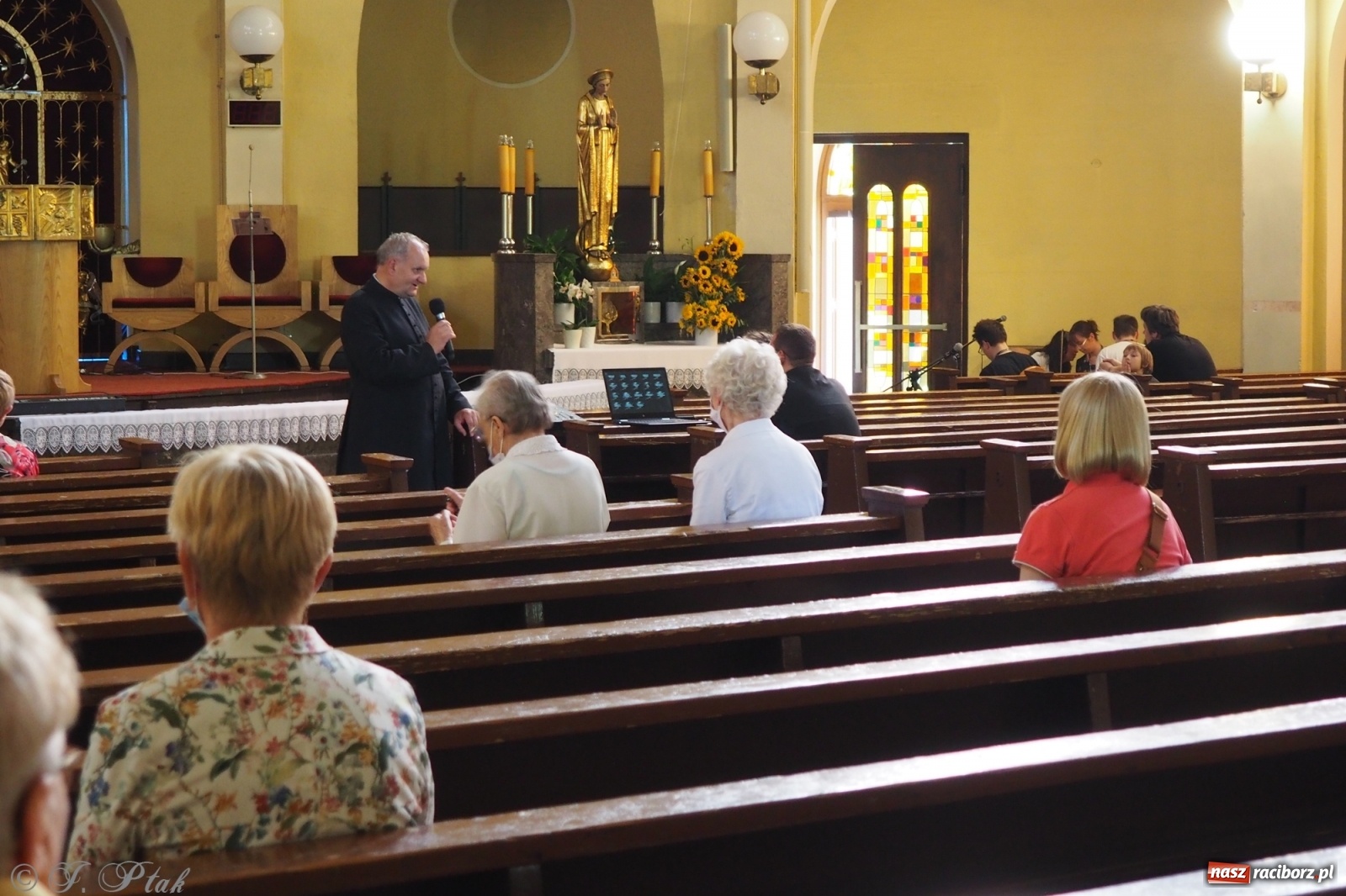 Zdjęcie w galerii na portalu naszraciborz.pl: Festiwal Spotkałem Pana - dzień 2 wiadomości z regionu