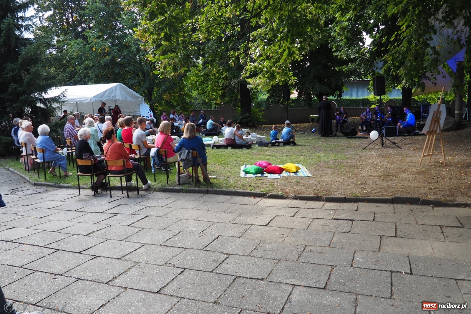 Zdjęcie w galerii na portalu naszraciborz.pl: Festiwal Spotkałem Pana - dzień 2 wiadomości z regionu