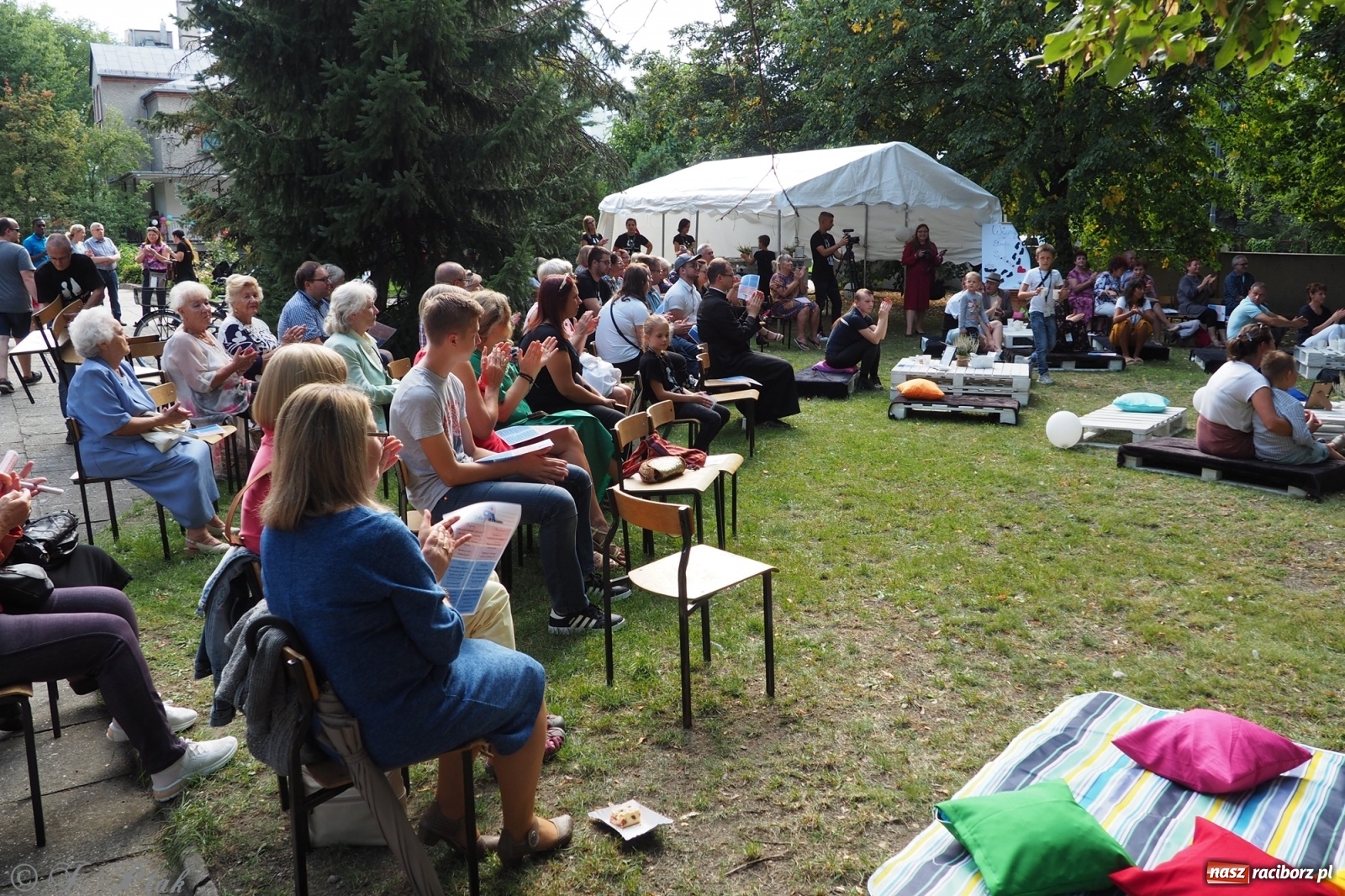 Zdjęcie w galerii na portalu naszraciborz.pl: Festiwal Spotkałem Pana - dzień 2 wiadomości z regionu