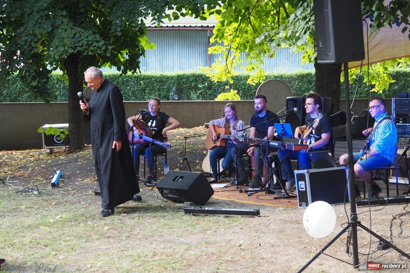 Zdjęcie w galerii na portalu naszraciborz.pl: Festiwal Spotkałem Pana - dzień 2 wiadomości z regionu