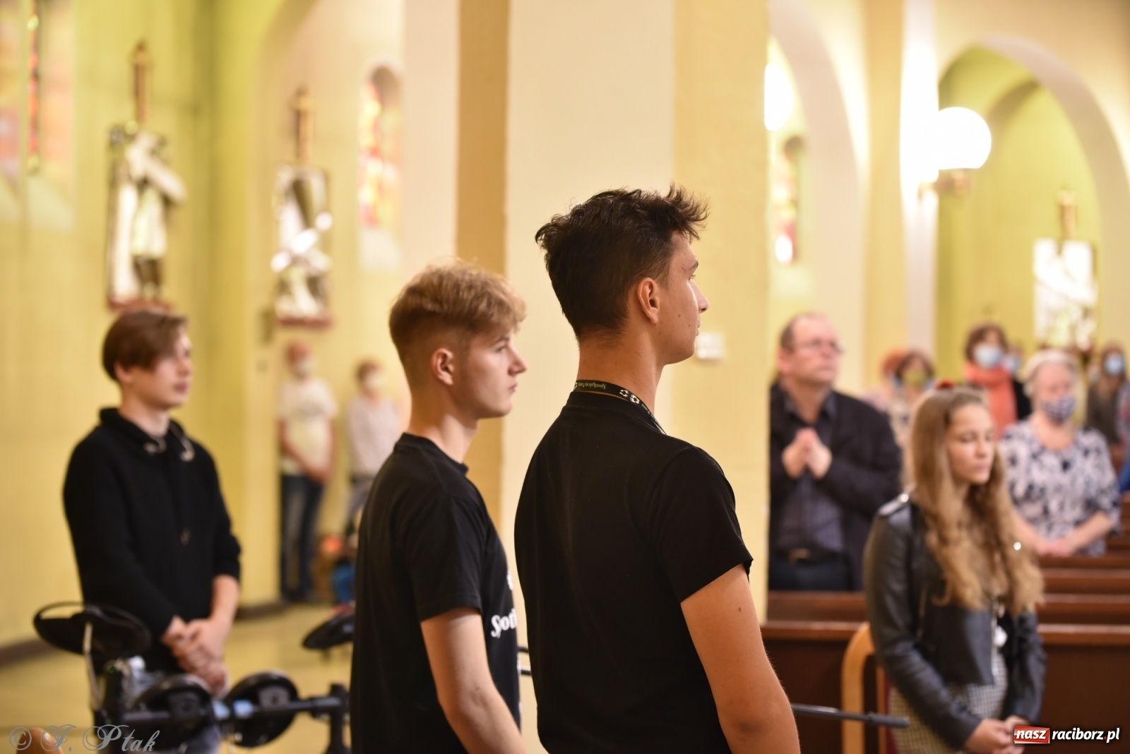 Zdjęcie w galerii na portalu naszraciborz.pl: Festiwal Spotkałem Pana - dzień 2 wiadomości z regionu