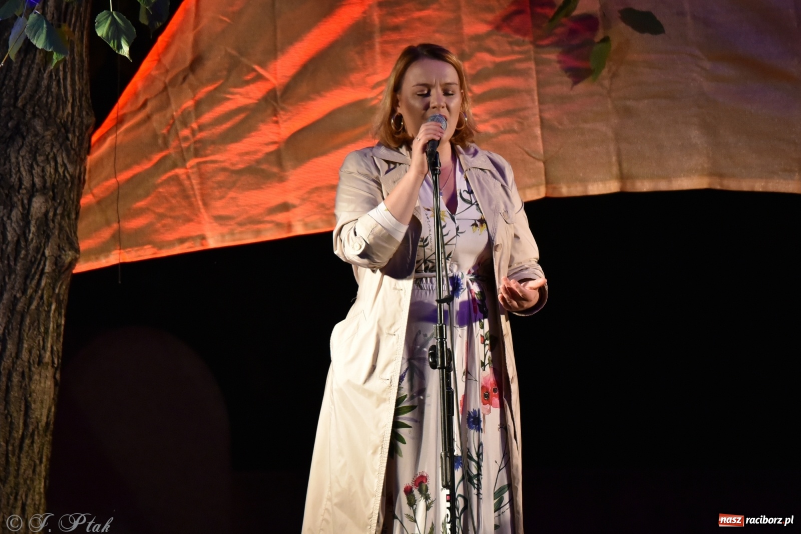 Zdjęcie w galerii na portalu naszraciborz.pl: Festiwal Spotkałem Pana - dzień 2 wiadomości z regionu