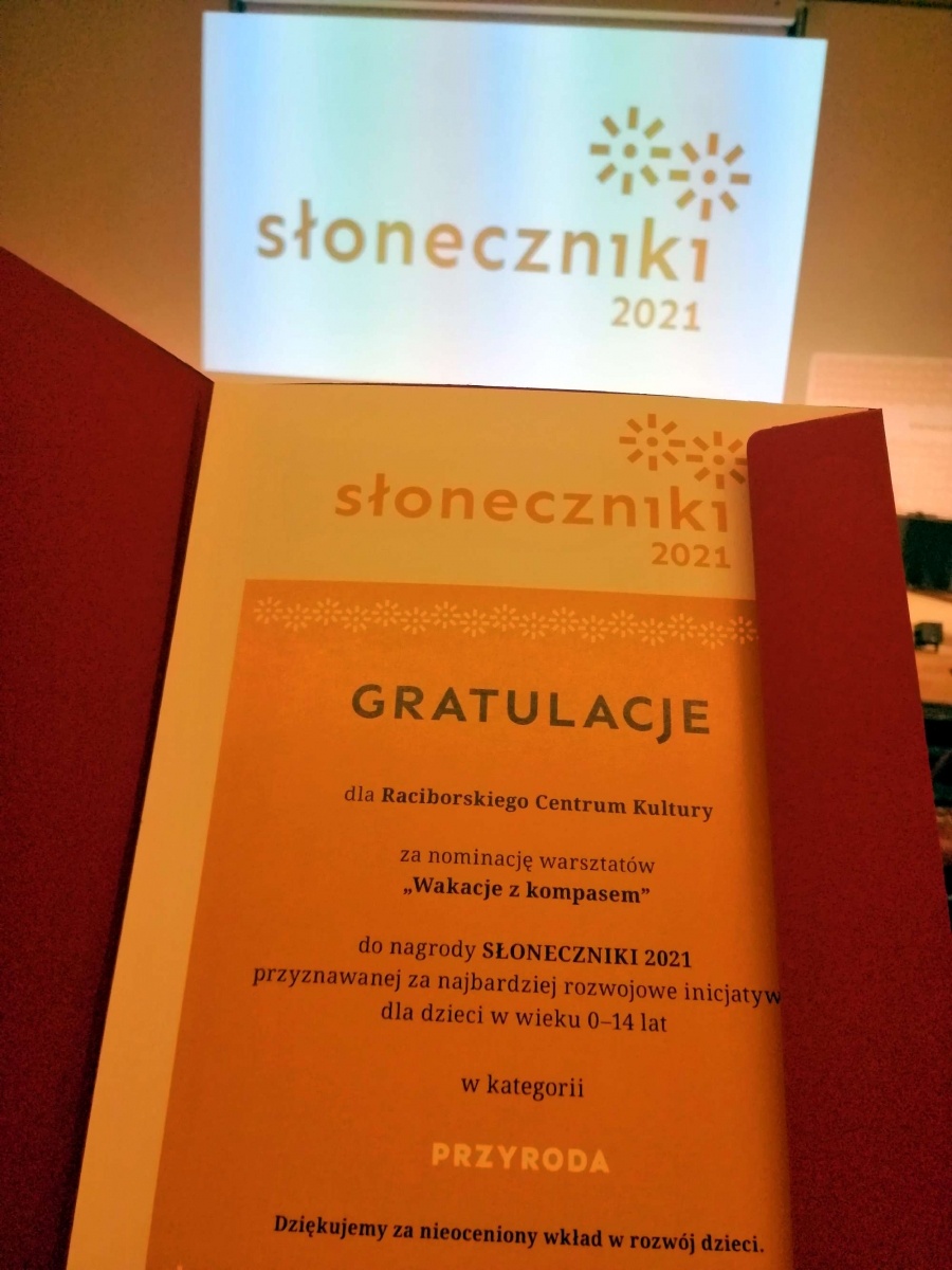 Zdjęcie w galerii na portalu naszraciborz.pl: Słoneczniki 2021 rozdane. Pięć nominacji dla Raciborskiego Centrum Kultury wiadomości z regionu