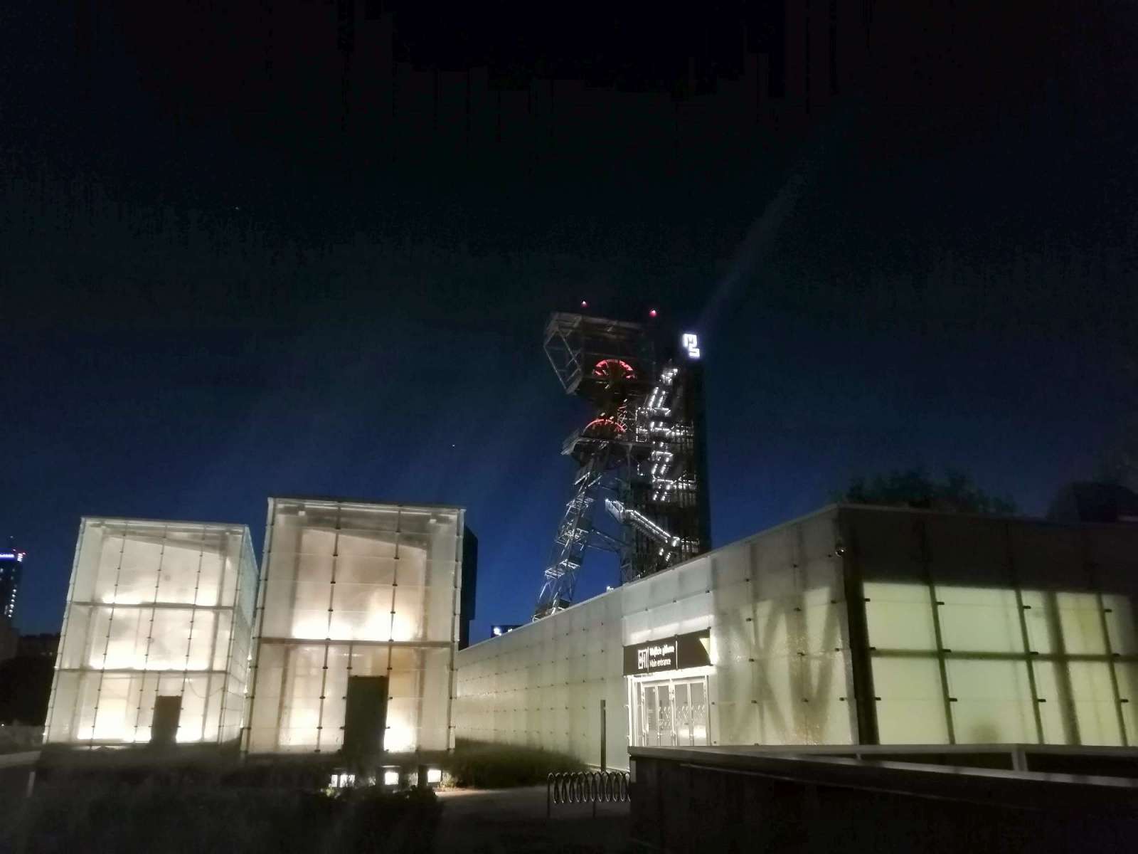 Zdjęcie w galerii na portalu naszraciborz.pl: Słoneczniki 2021 rozdane. Pięć nominacji dla Raciborskiego Centrum Kultury wiadomości z regionu