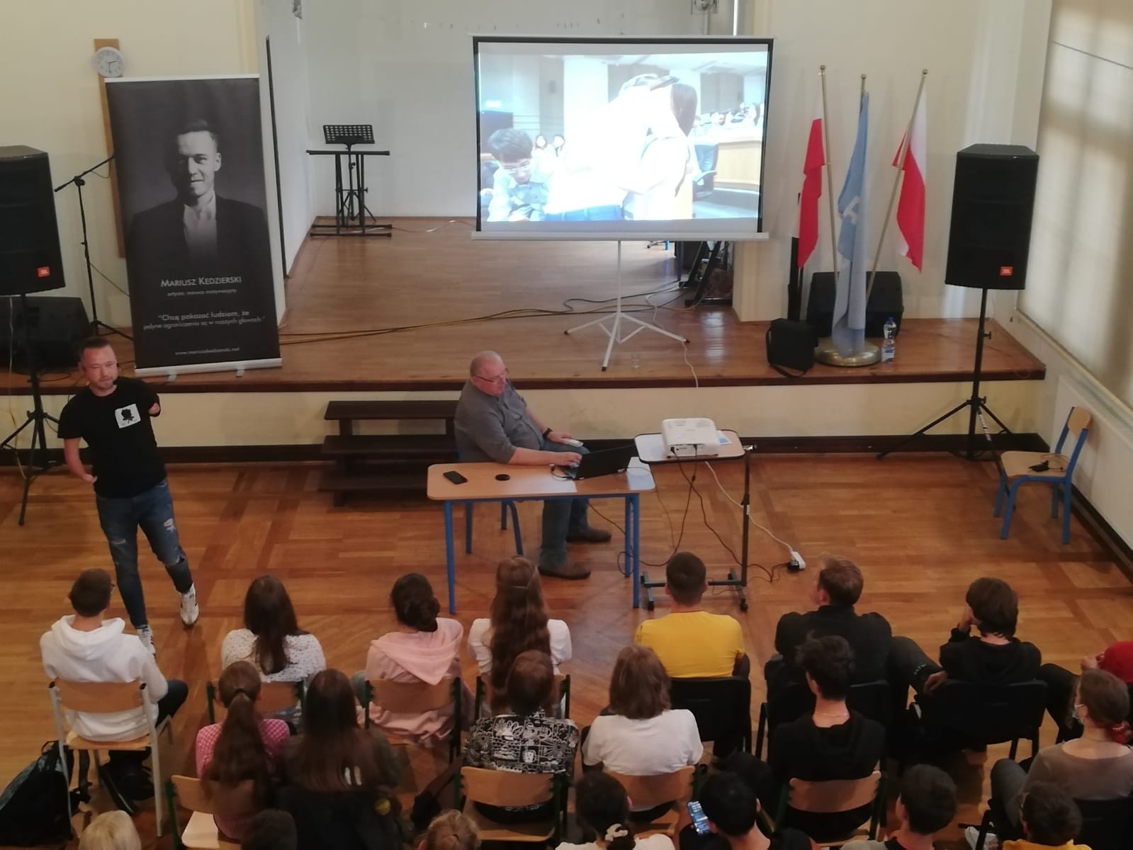 Zdjęcie w galerii na portalu naszraciborz.pl: Human First Tour w Diecezjalnym LO w Raciborzu wiadomości z regionu