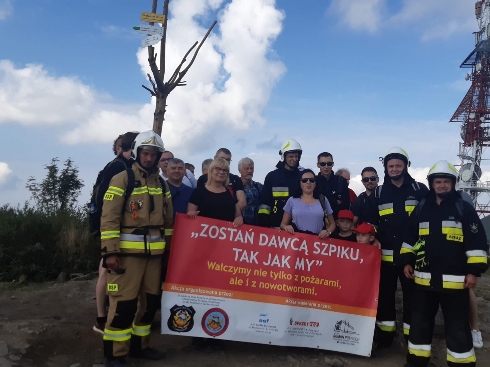 Zdjęcie w galerii na portalu naszraciborz.pl: Druhowie z Gminy Krzyżanowice zdobyli Skrzyczne [FOTO] wiadomości z regionu