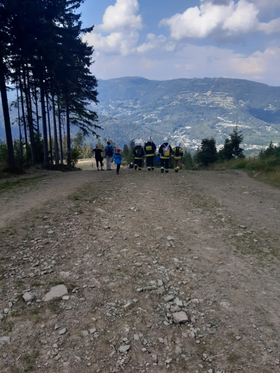 Zdjęcie w galerii na portalu naszraciborz.pl: Druhowie z Gminy Krzyżanowice zdobyli Skrzyczne [FOTO] wiadomości z regionu