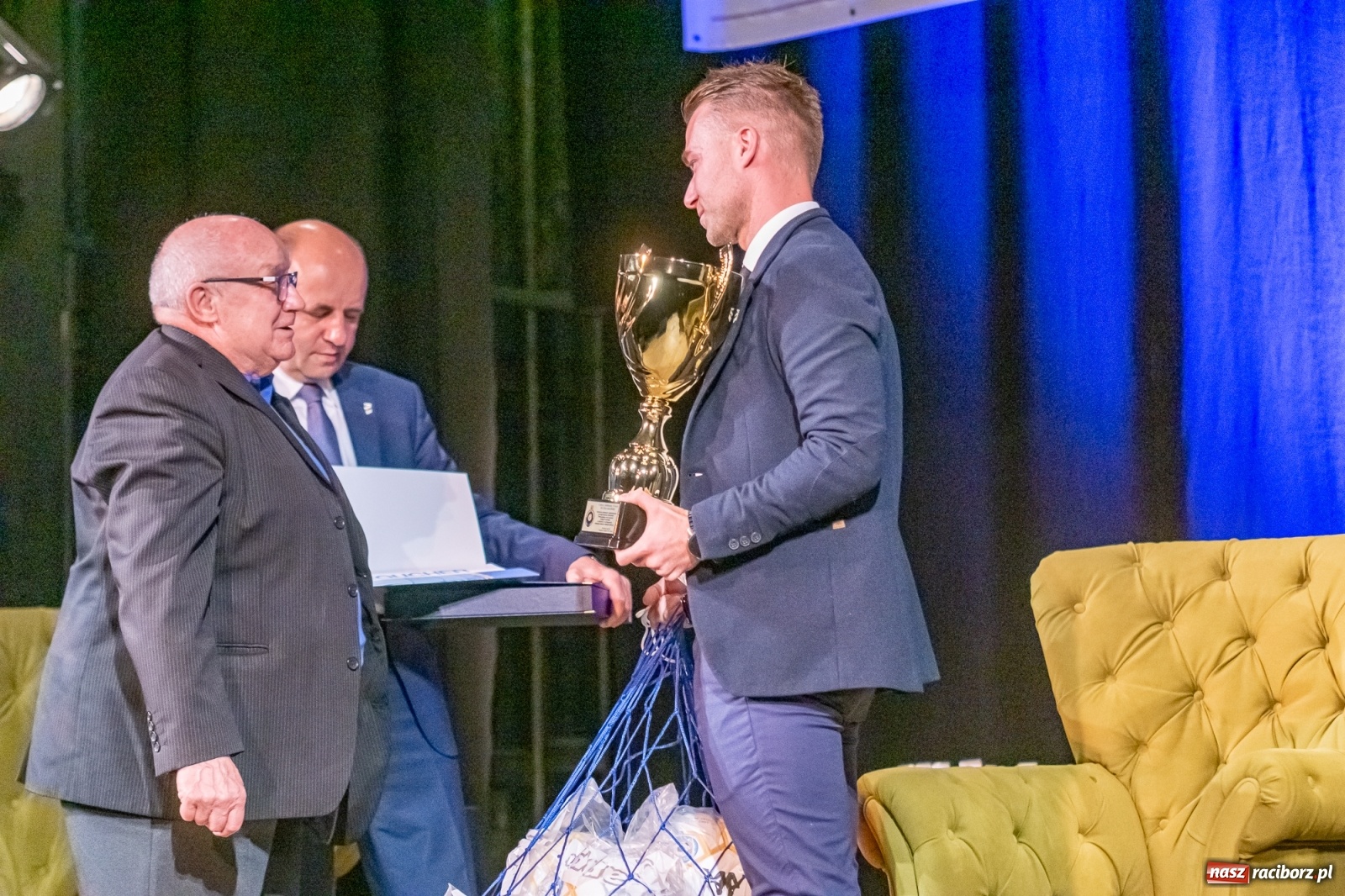 Zdjęcie w galerii na portalu naszraciborz.pl: Odznaki i dyskusja na jubileusz raciborskiej Unii [FOTO i WIDEO] wiadomości z regionu