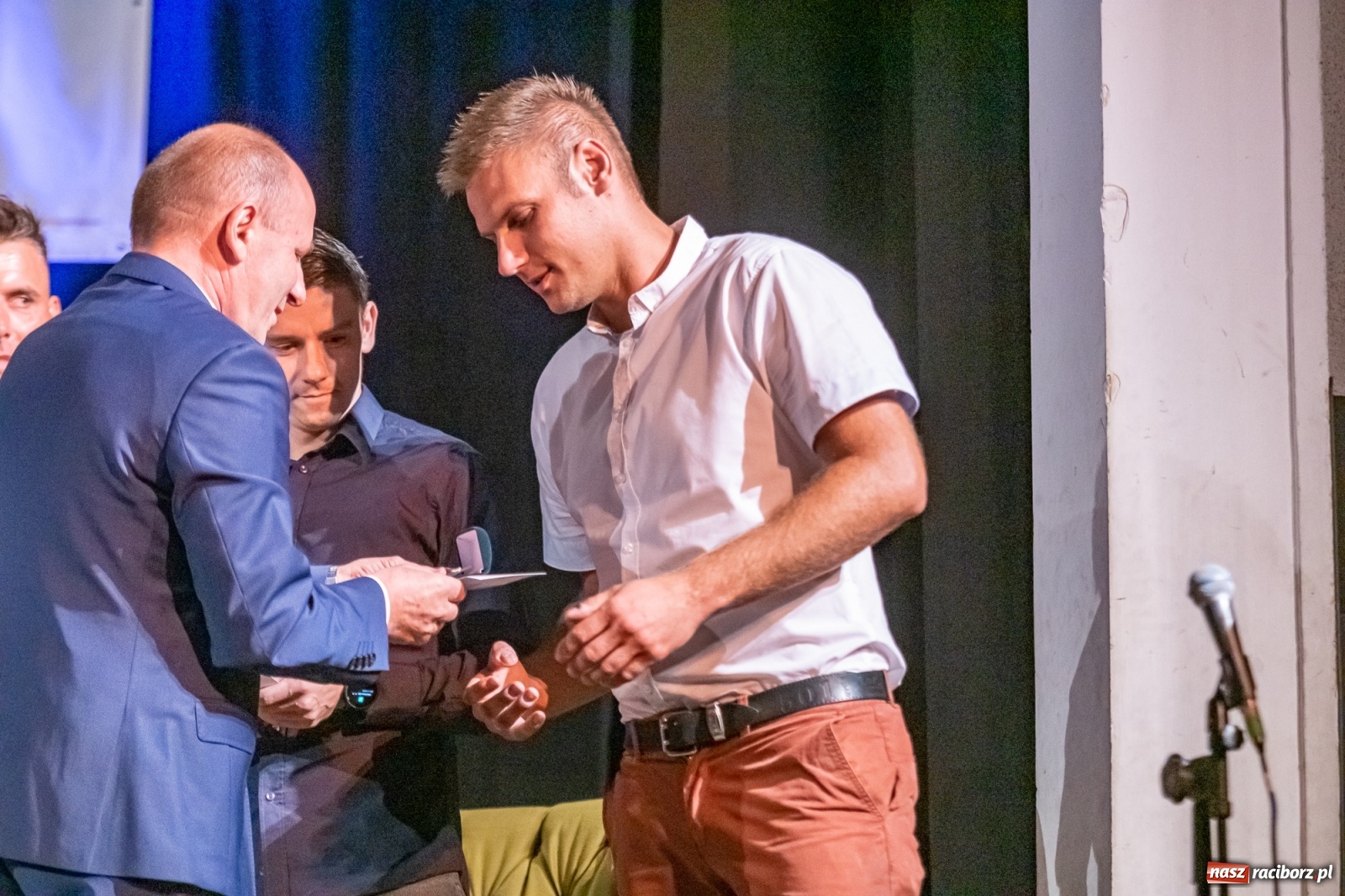 Zdjęcie w galerii na portalu naszraciborz.pl: Odznaki i dyskusja na jubileusz raciborskiej Unii [FOTO i WIDEO] wiadomości z regionu