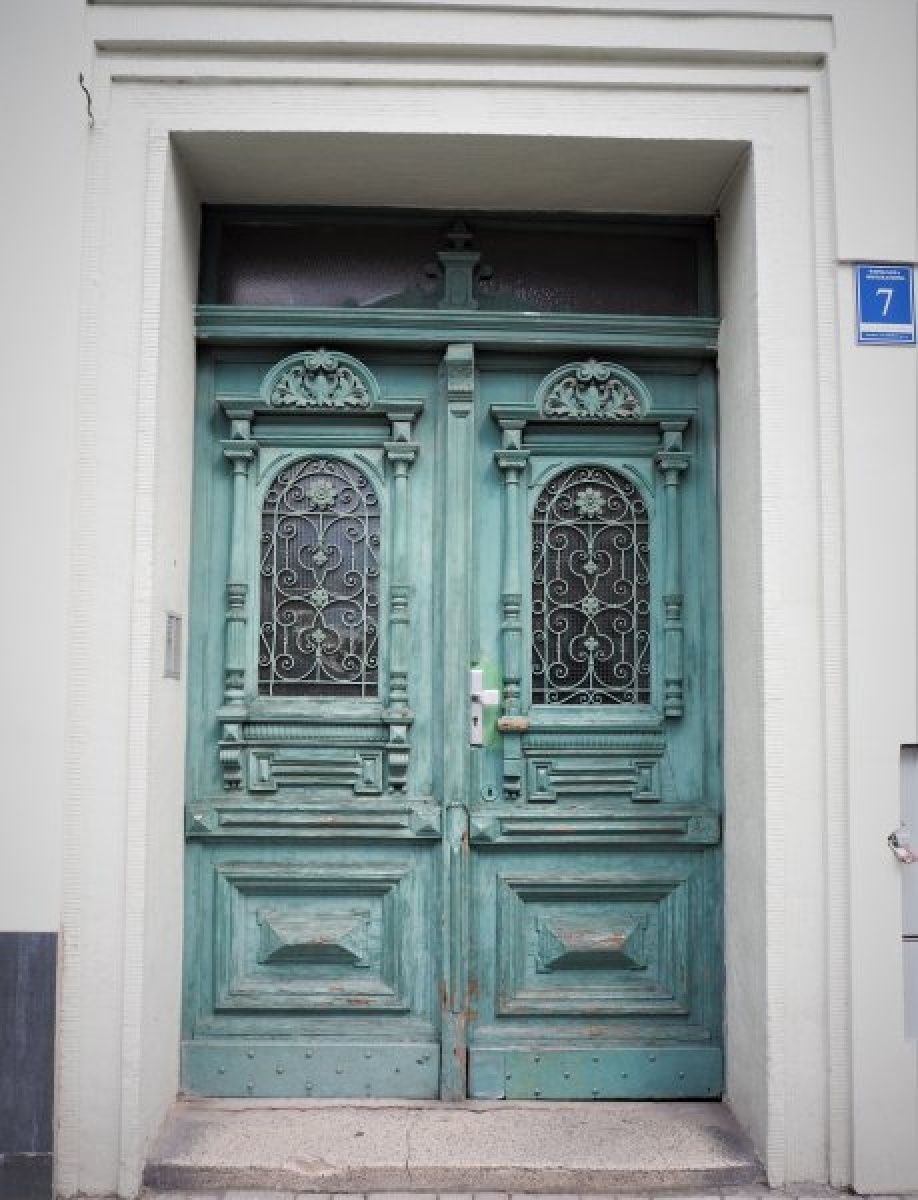 Zdjęcie w galerii na portalu naszraciborz.pl: Takie drzwi to skarb. Racibórz ma ich sporo wiadomości z regionu