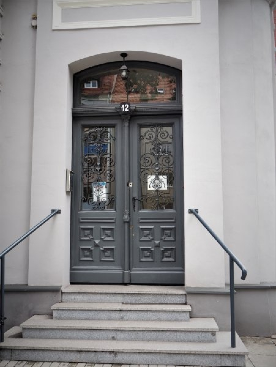 Zdjęcie w galerii na portalu naszraciborz.pl: Takie drzwi to skarb. Racibórz ma ich sporo wiadomości z regionu