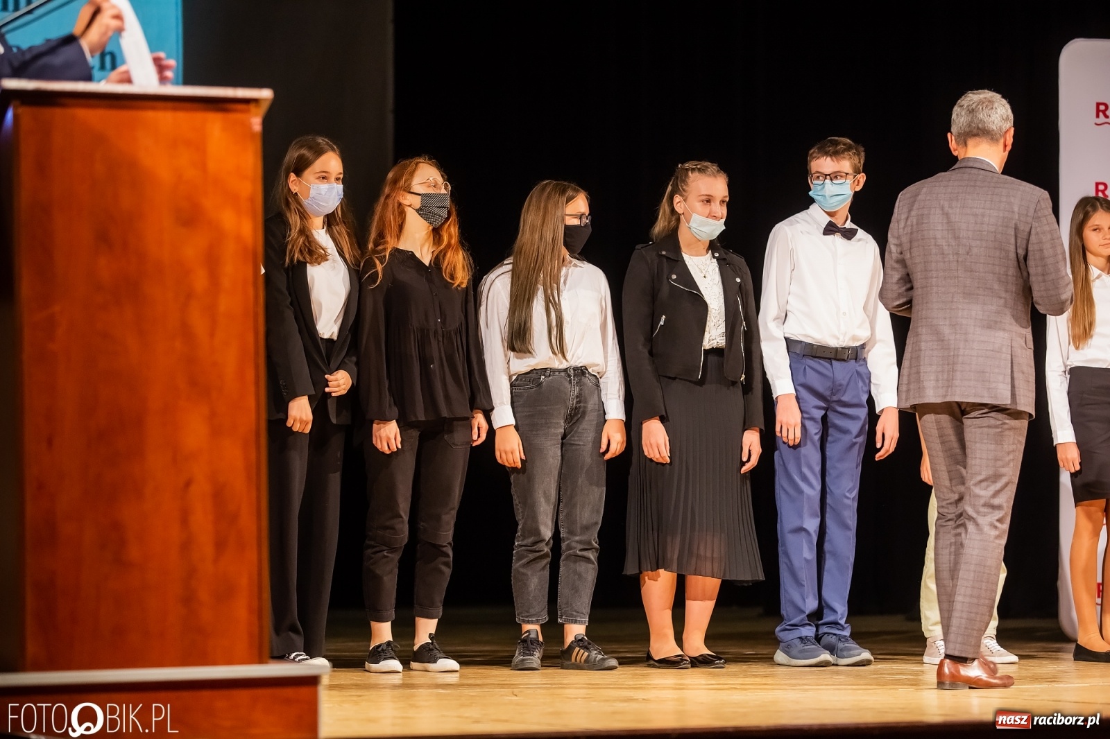 Zdjęcie w galerii na portalu naszraciborz.pl: Prymusi raciborskich szkół z dyplomami i nagrodami od prezydenta [FOTO i WIDEO] wiadomości z regionu