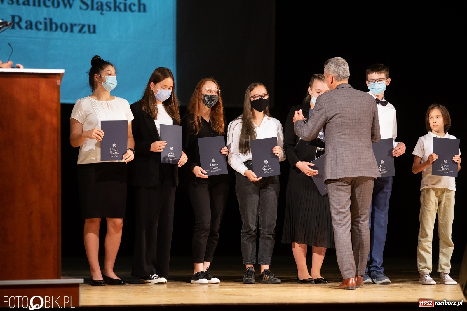 Zdjęcie w galerii na portalu naszraciborz.pl: Prymusi raciborskich szkół z dyplomami i nagrodami od prezydenta [FOTO i WIDEO] wiadomości z regionu