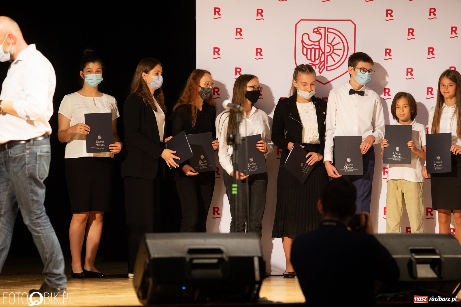 Zdjęcie w galerii na portalu naszraciborz.pl: Prymusi raciborskich szkół z dyplomami i nagrodami od prezydenta [FOTO i WIDEO] wiadomości z regionu