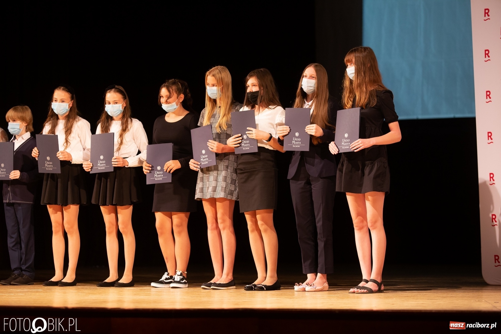 Zdjęcie w galerii na portalu naszraciborz.pl: Prymusi raciborskich szkół z dyplomami i nagrodami od prezydenta [FOTO i WIDEO] wiadomości z regionu
