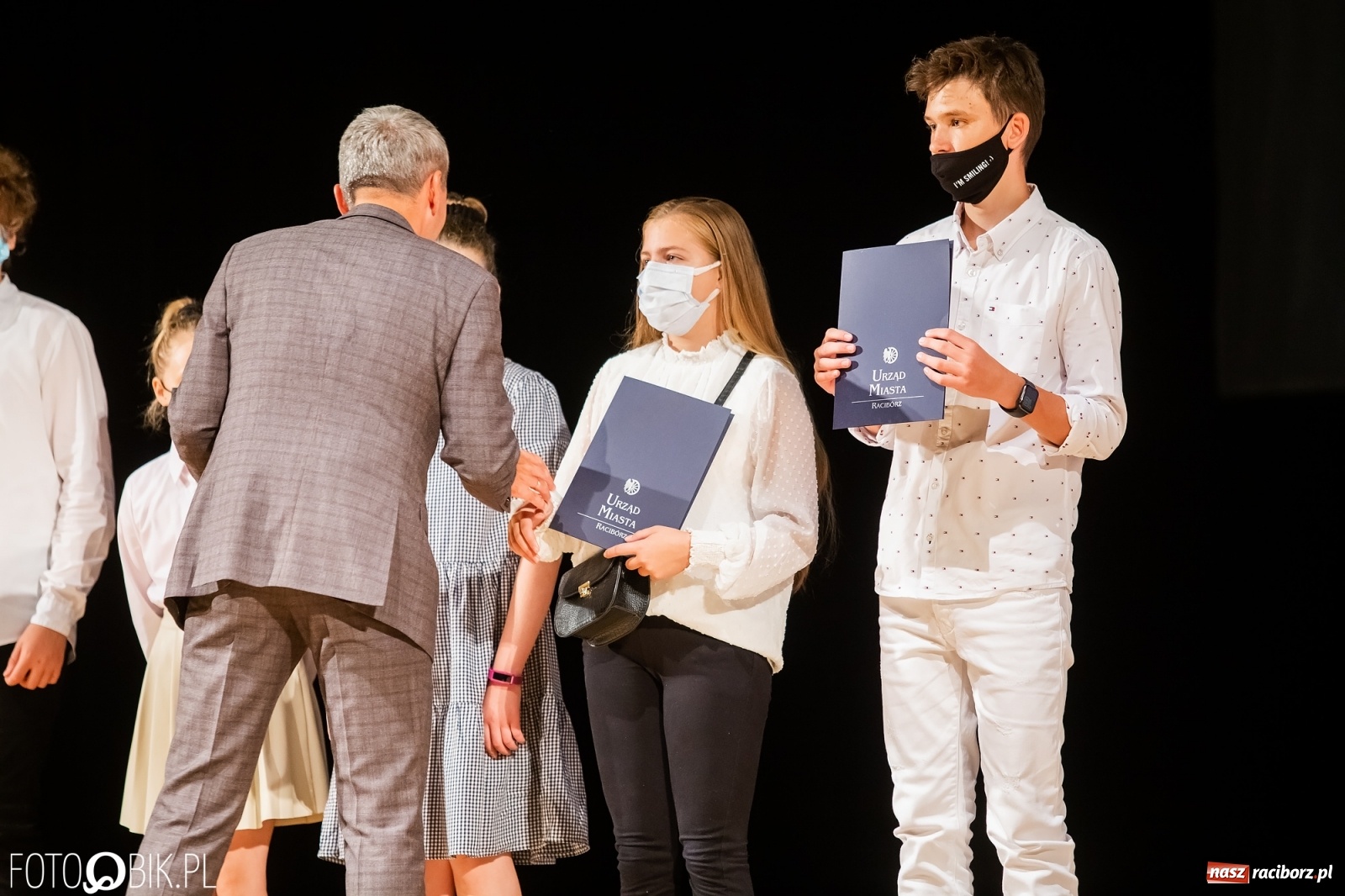 Zdjęcie w galerii na portalu naszraciborz.pl: Prymusi raciborskich szkół z dyplomami i nagrodami od prezydenta [FOTO i WIDEO] wiadomości z regionu