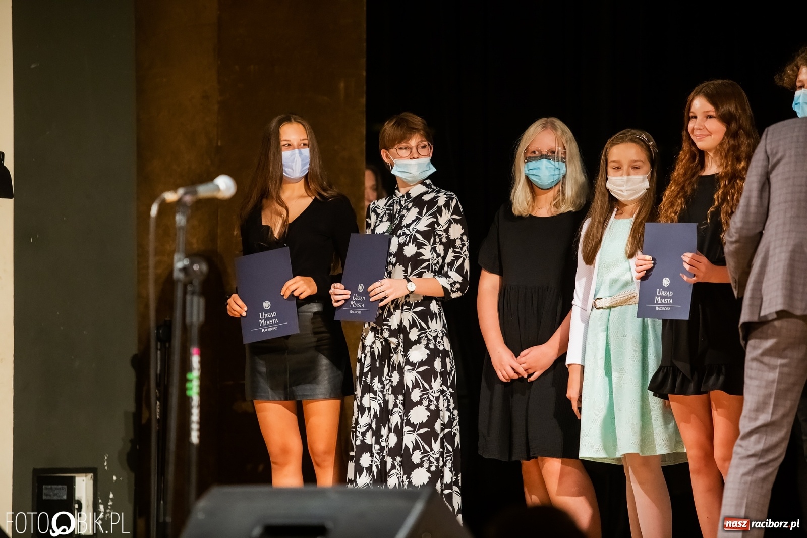 Zdjęcie w galerii na portalu naszraciborz.pl: Prymusi raciborskich szkół z dyplomami i nagrodami od prezydenta [FOTO i WIDEO] wiadomości z regionu