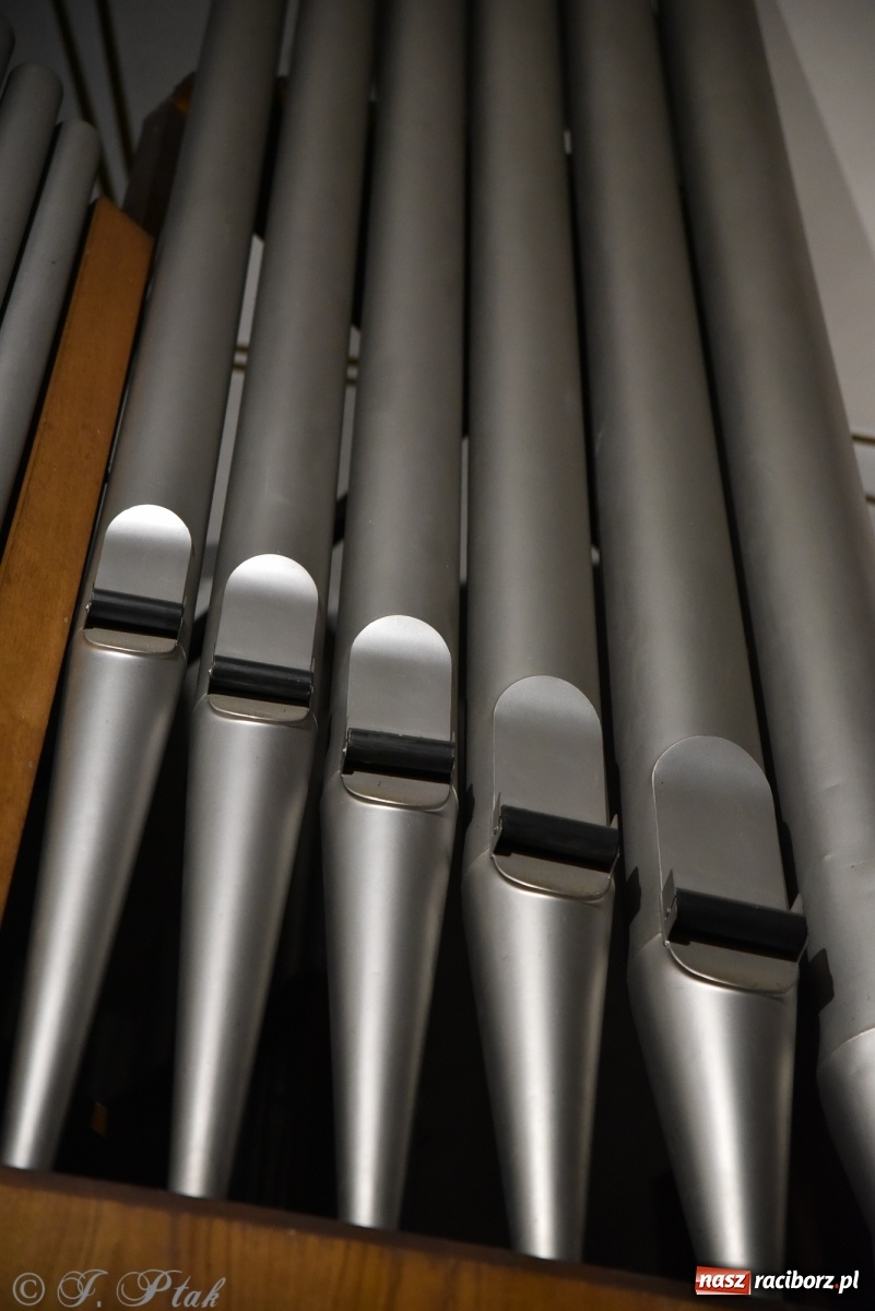 Zdjęcie w galerii na portalu naszraciborz.pl: Koncert organowy Marcina Knury i Mariusza Wyciska [FOTO i WIDEO] wiadomości z regionu