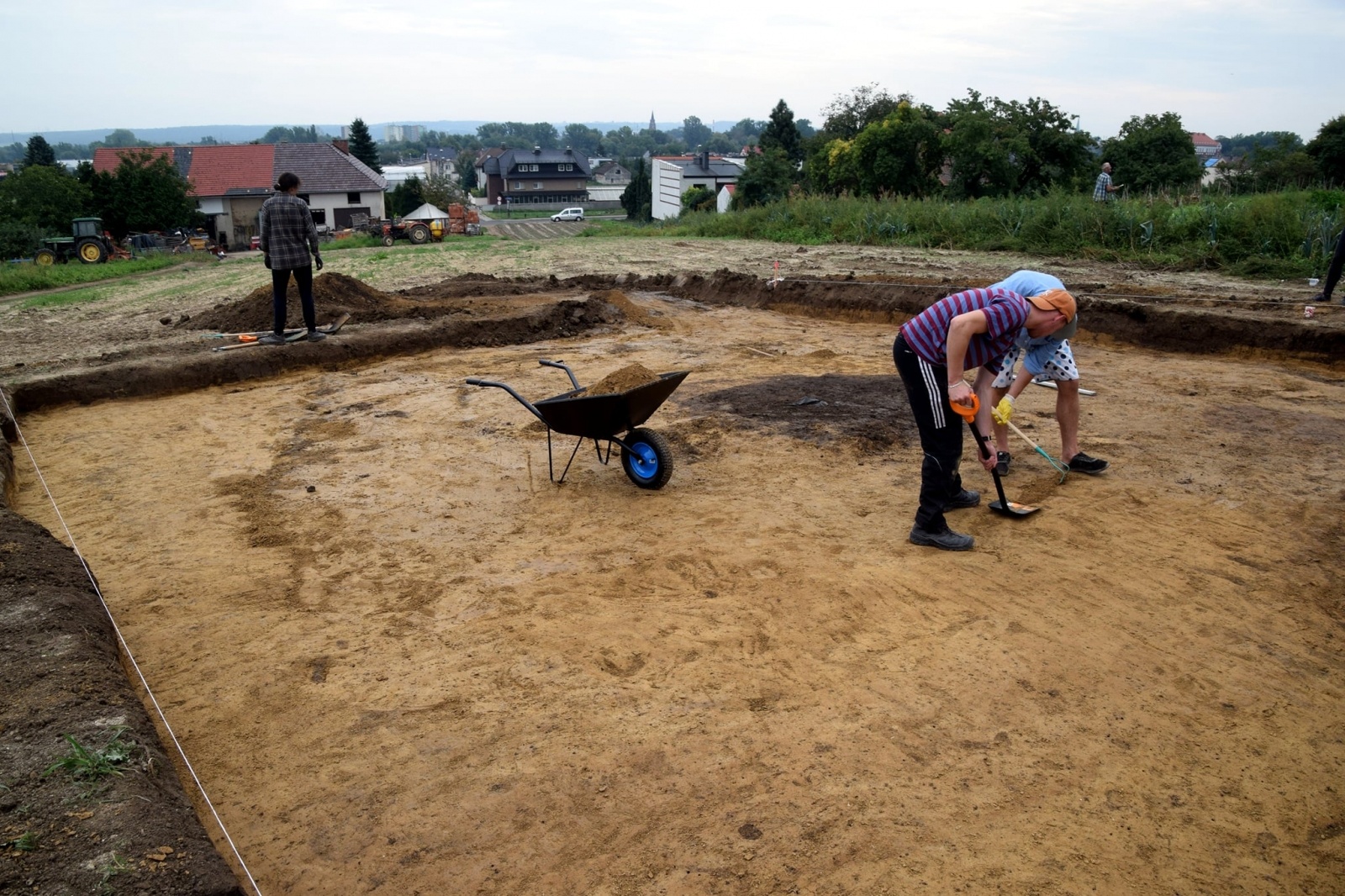 Zdjęcie w galerii na portalu naszraciborz.pl: Na Starej Wsi odnaleziono prehistoryczny pochówek wiadomości z regionu