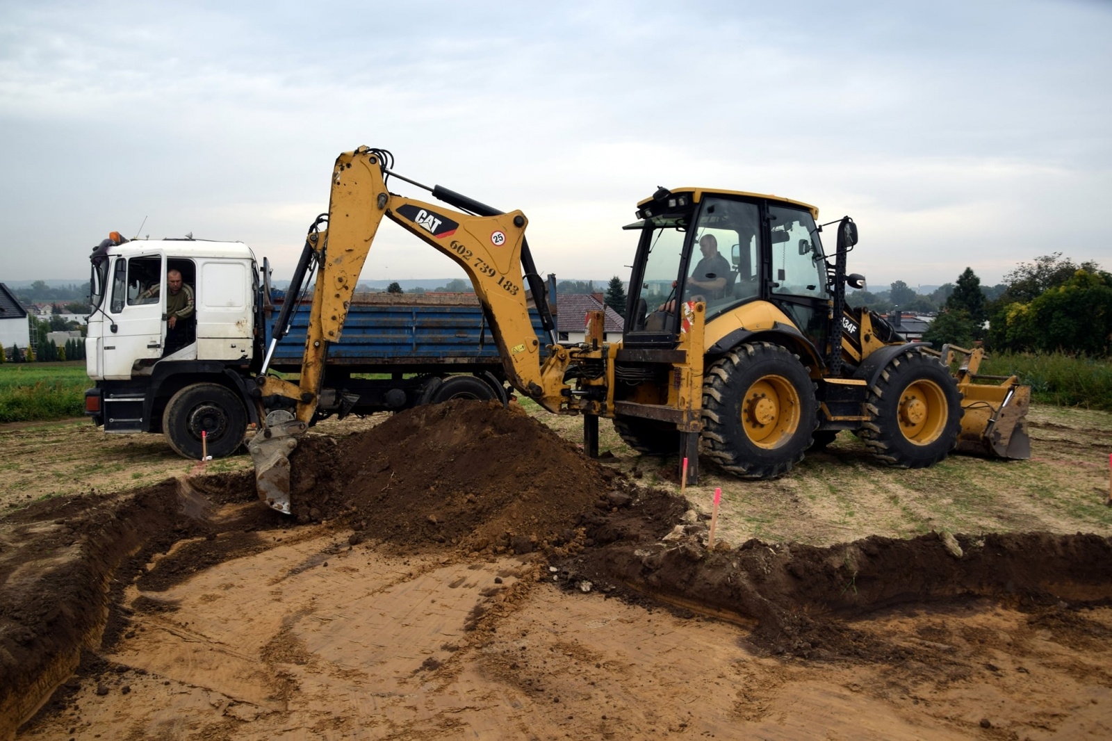 Zdjęcie w galerii na portalu naszraciborz.pl: Na Starej Wsi odnaleziono prehistoryczny pochówek wiadomości z regionu