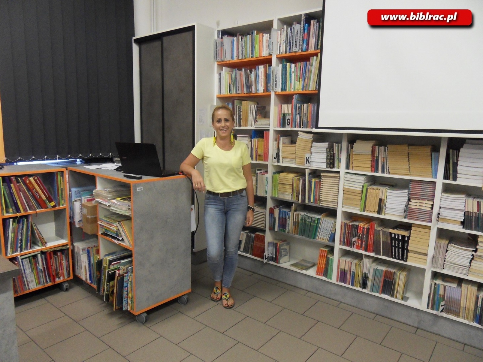 Zdjęcie w galerii na portalu naszraciborz.pl: Gambia: uśmiechnięte wybrzeże Afryki. Slajdowisko w bibliotece w Markowicach wiadomości z regionu