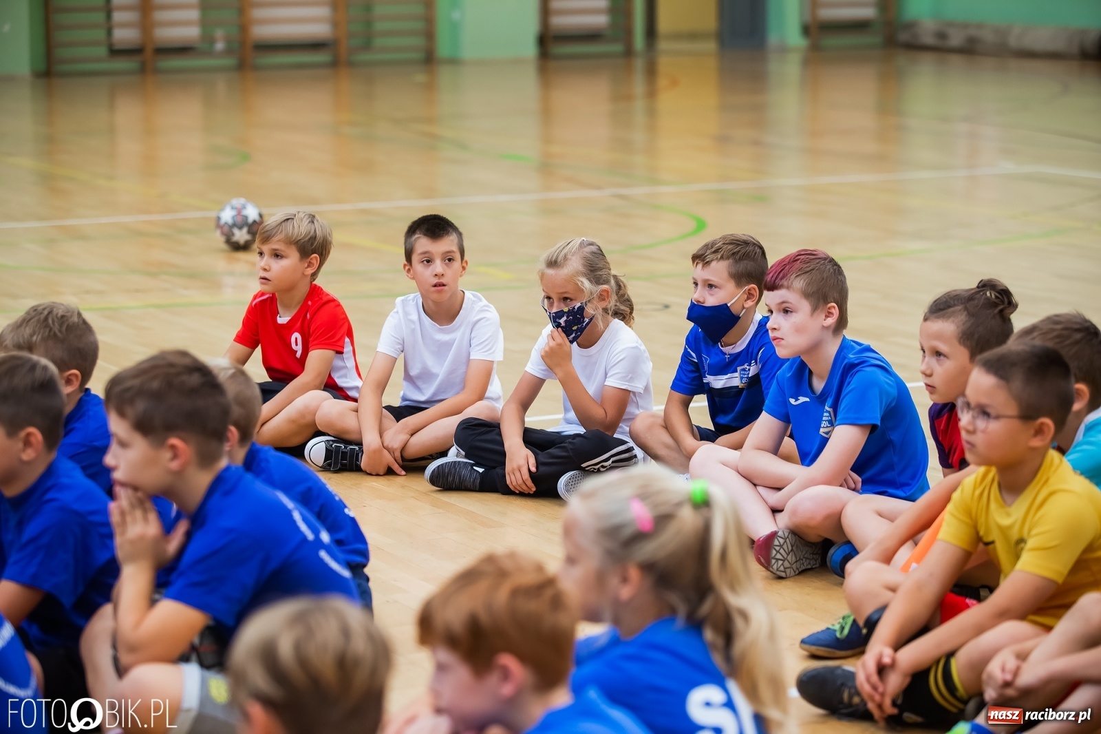 Zdjęcie w galerii na portalu naszraciborz.pl: Piłkarska rywalizacja na jubileusz raciborskiej Unii [FOTO] wiadomości z regionu