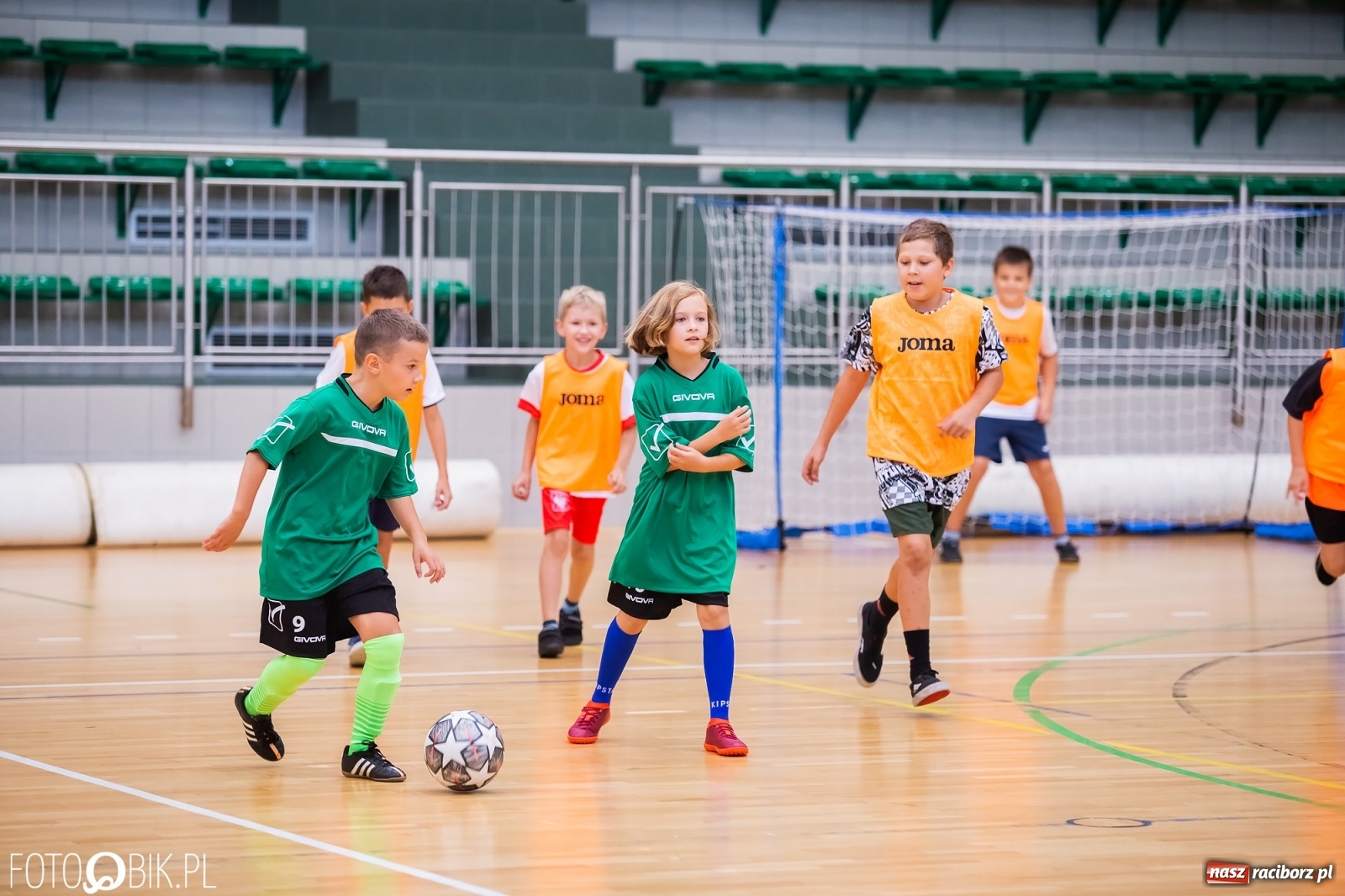 Zdjęcie w galerii na portalu naszraciborz.pl: Piłkarska rywalizacja na jubileusz raciborskiej Unii [FOTO] wiadomości z regionu
