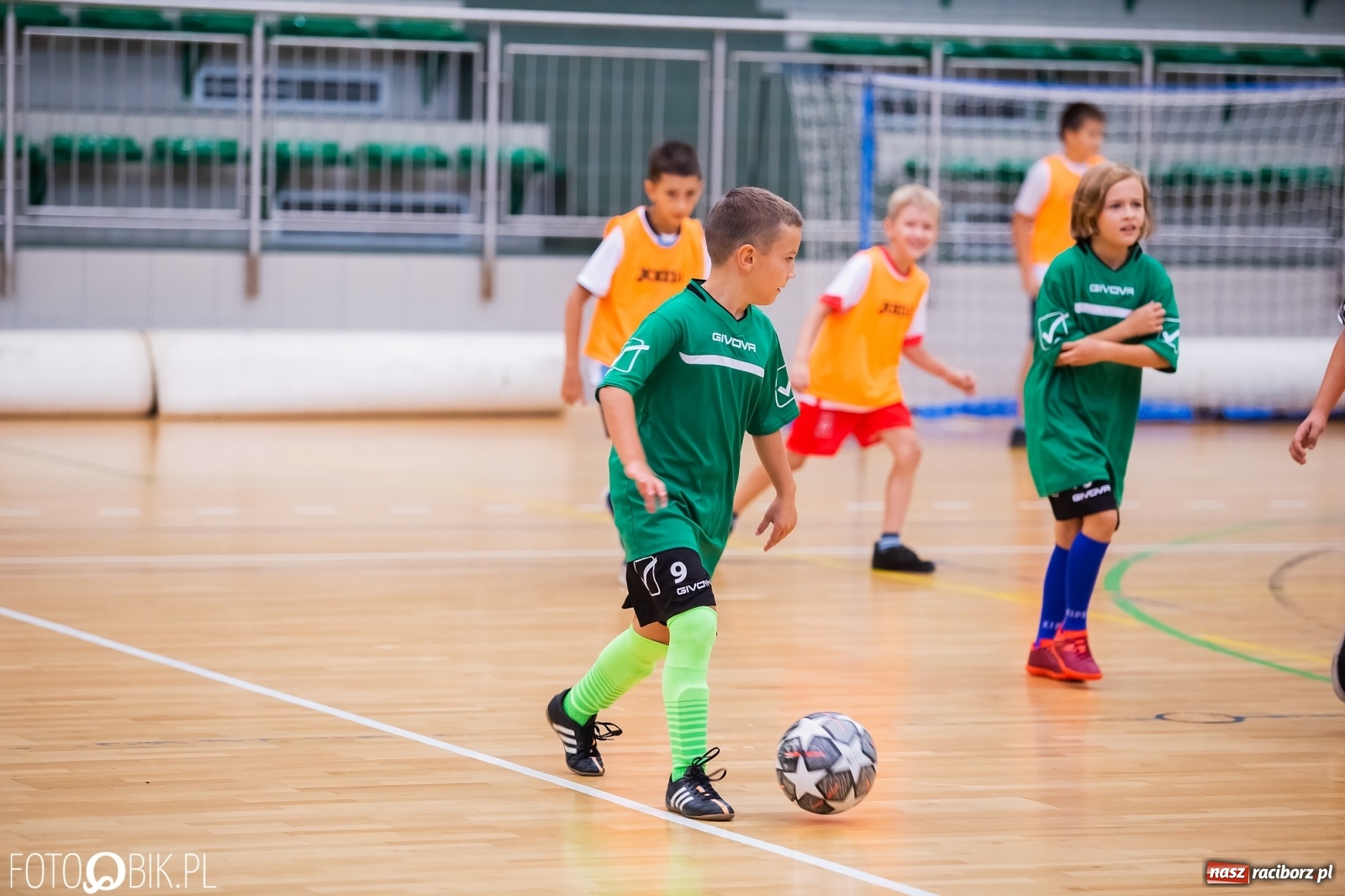 Zdjęcie w galerii na portalu naszraciborz.pl: Piłkarska rywalizacja na jubileusz raciborskiej Unii [FOTO] wiadomości z regionu