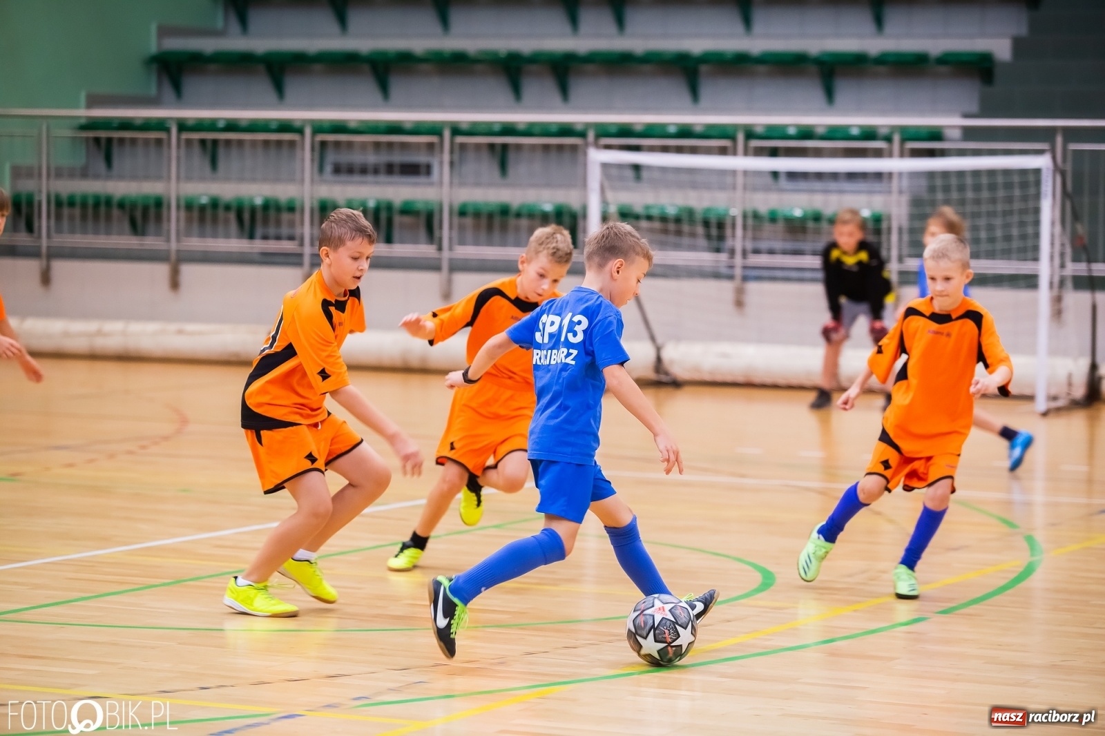 Zdjęcie w galerii na portalu naszraciborz.pl: Piłkarska rywalizacja na jubileusz raciborskiej Unii [FOTO] wiadomości z regionu