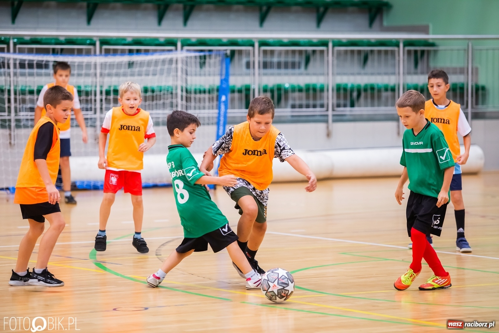Zdjęcie w galerii na portalu naszraciborz.pl: Piłkarska rywalizacja na jubileusz raciborskiej Unii [FOTO] wiadomości z regionu