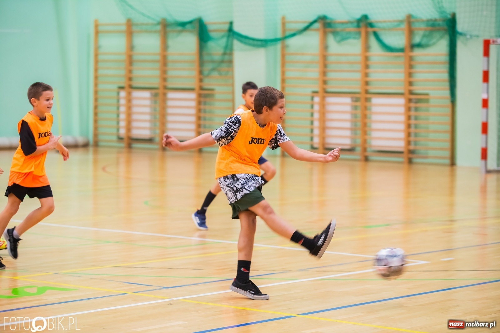 Zdjęcie w galerii na portalu naszraciborz.pl: Piłkarska rywalizacja na jubileusz raciborskiej Unii [FOTO] wiadomości z regionu