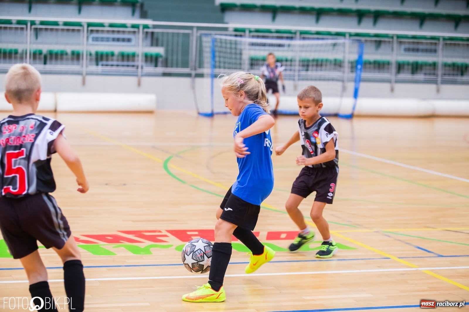 Zdjęcie w galerii na portalu naszraciborz.pl: Piłkarska rywalizacja na jubileusz raciborskiej Unii [FOTO] wiadomości z regionu