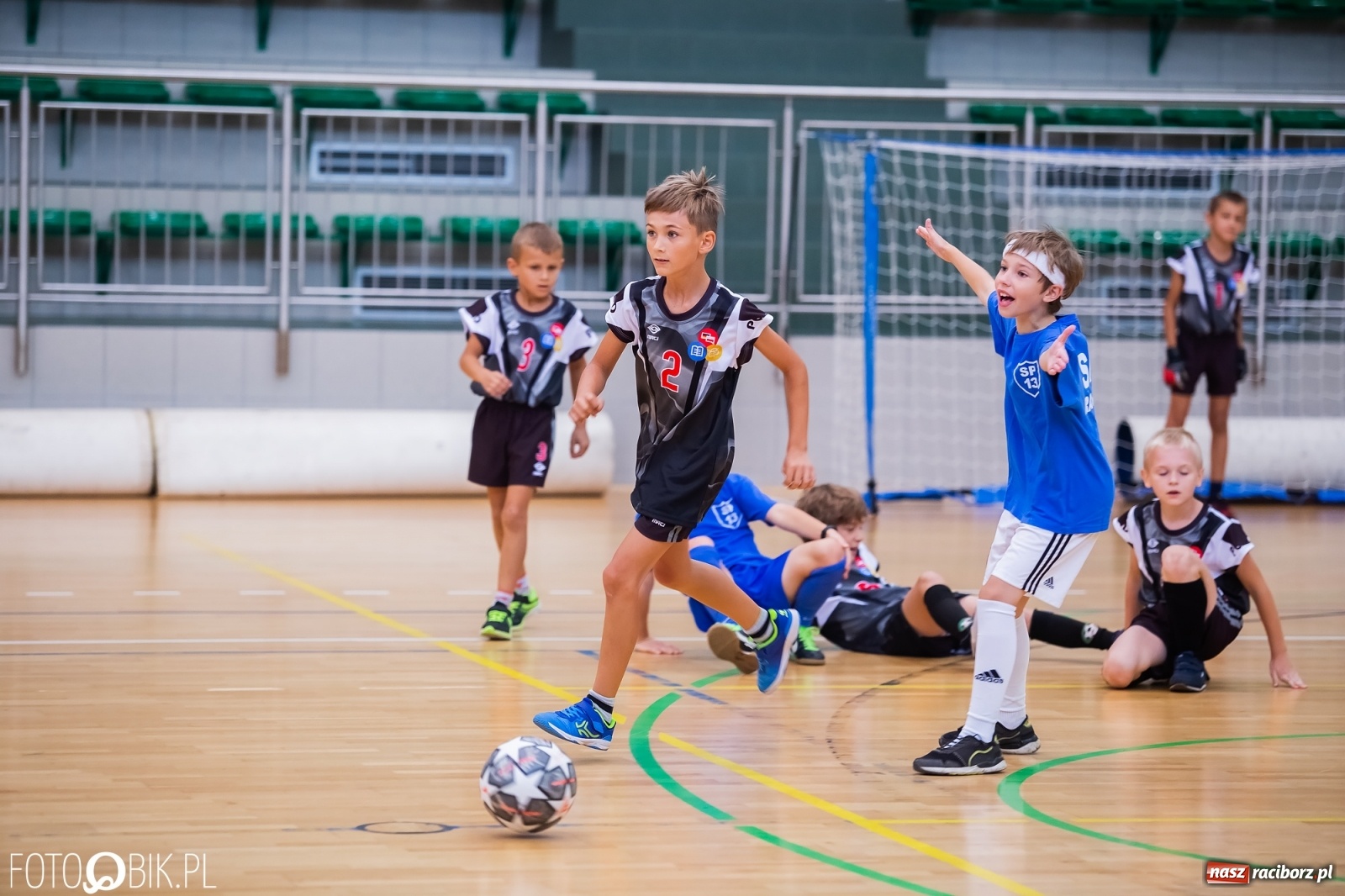 Zdjęcie w galerii na portalu naszraciborz.pl: Piłkarska rywalizacja na jubileusz raciborskiej Unii [FOTO] wiadomości z regionu
