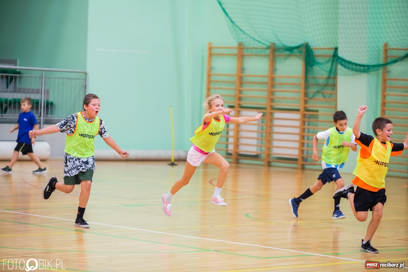 Zdjęcie w galerii na portalu naszraciborz.pl: Piłkarska rywalizacja na jubileusz raciborskiej Unii [FOTO] wiadomości z regionu