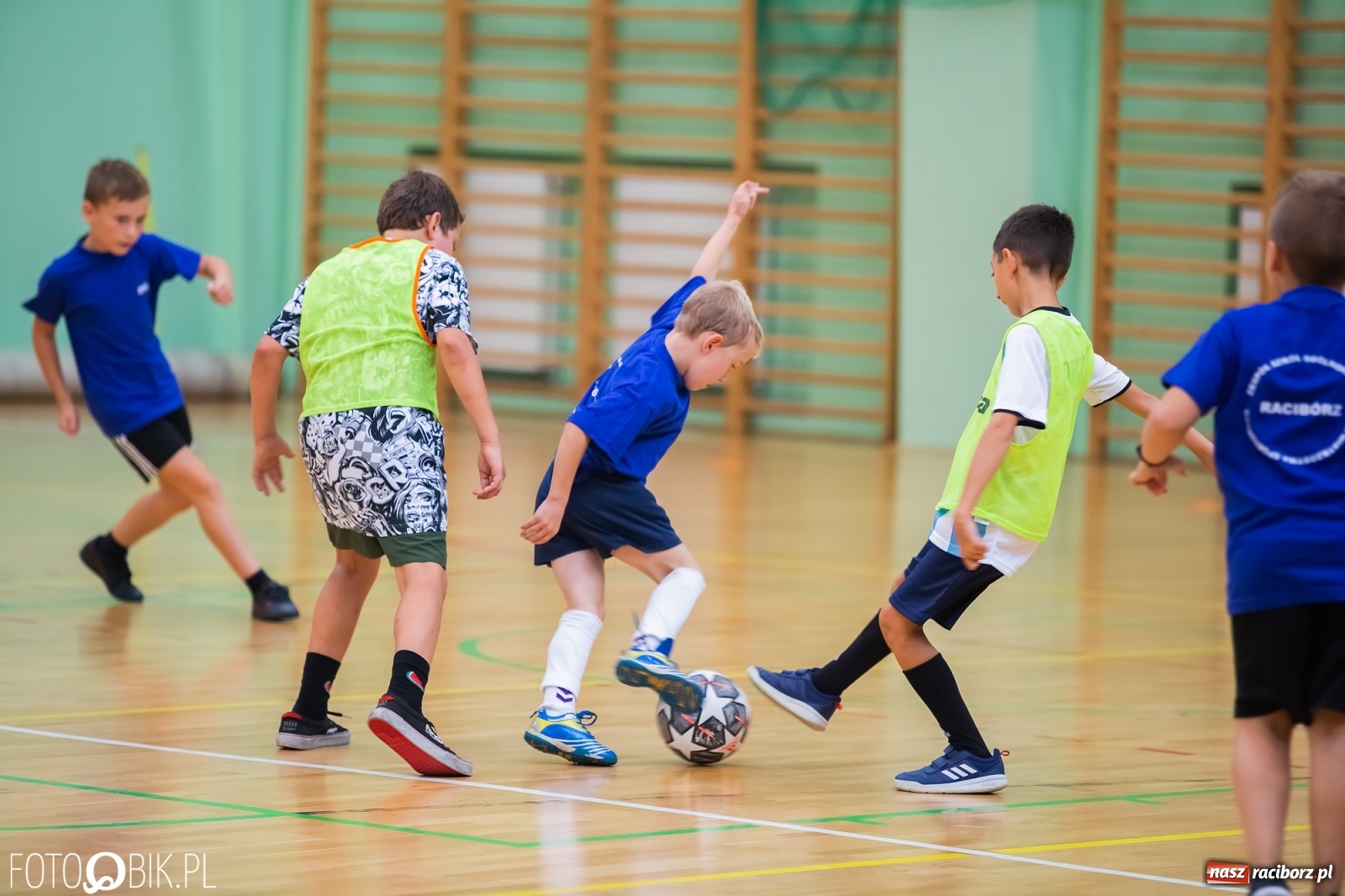 Zdjęcie w galerii na portalu naszraciborz.pl: Piłkarska rywalizacja na jubileusz raciborskiej Unii [FOTO] wiadomości z regionu