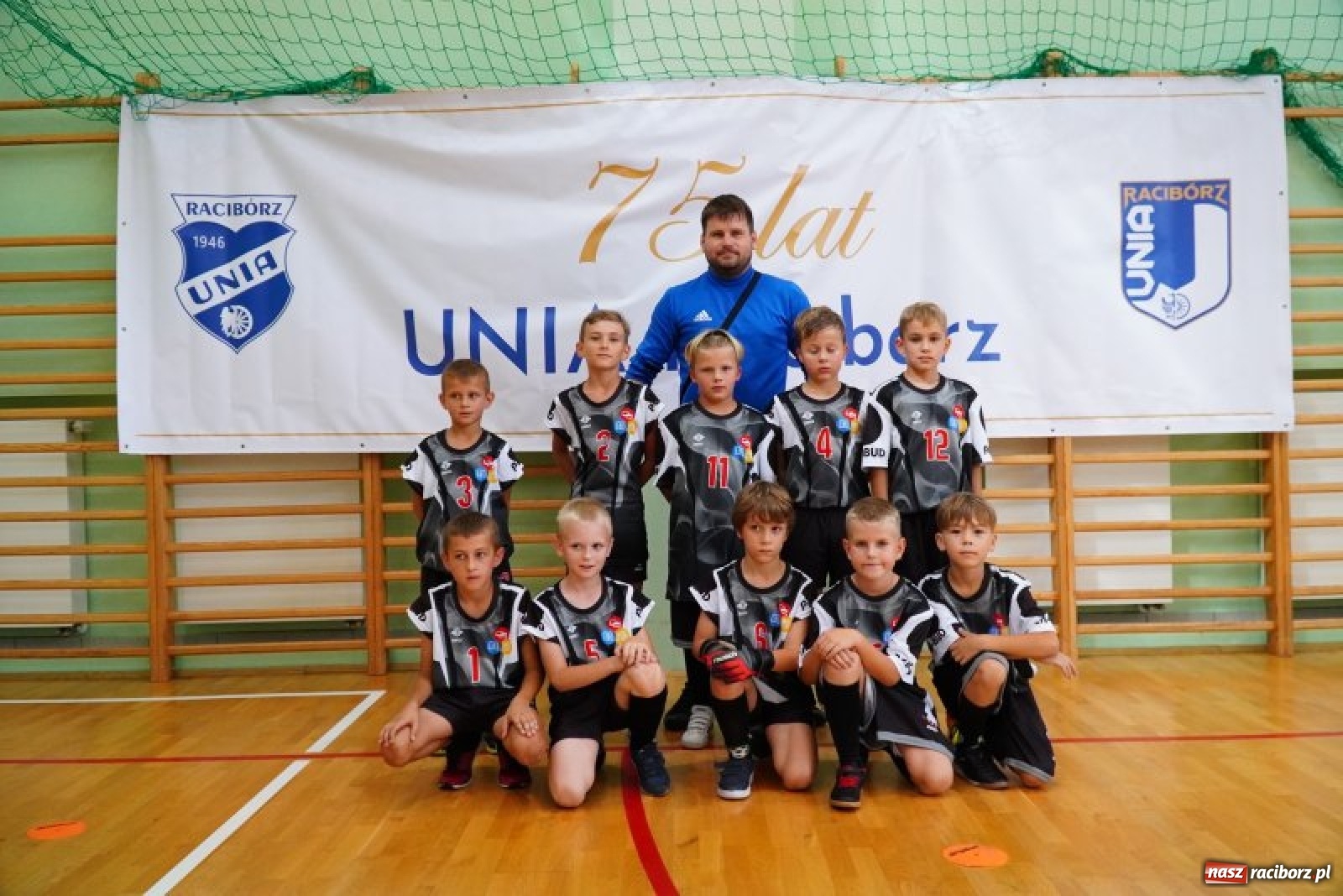 Zdjęcie w galerii na portalu naszraciborz.pl: Piłkarska rywalizacja na jubileusz raciborskiej Unii [FOTO] wiadomości z regionu