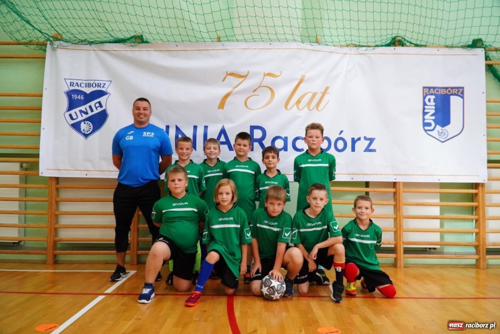 Zdjęcie w galerii na portalu naszraciborz.pl: Piłkarska rywalizacja na jubileusz raciborskiej Unii [FOTO] wiadomości z regionu