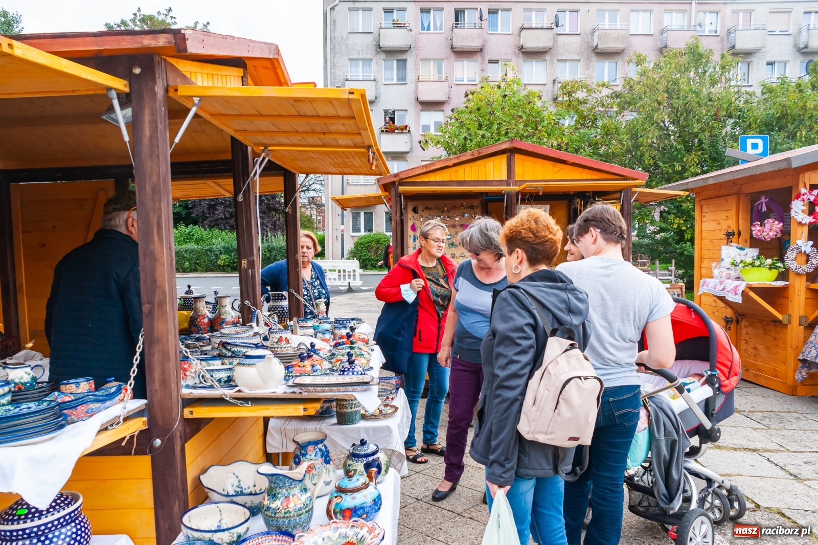 Zdjęcie w galerii na portalu naszraciborz.pl: Smakołyki i rękodzieło na raciborskim jarmarku na zakończenie lata [FOTO i WIDEO] wiadomości z regionu