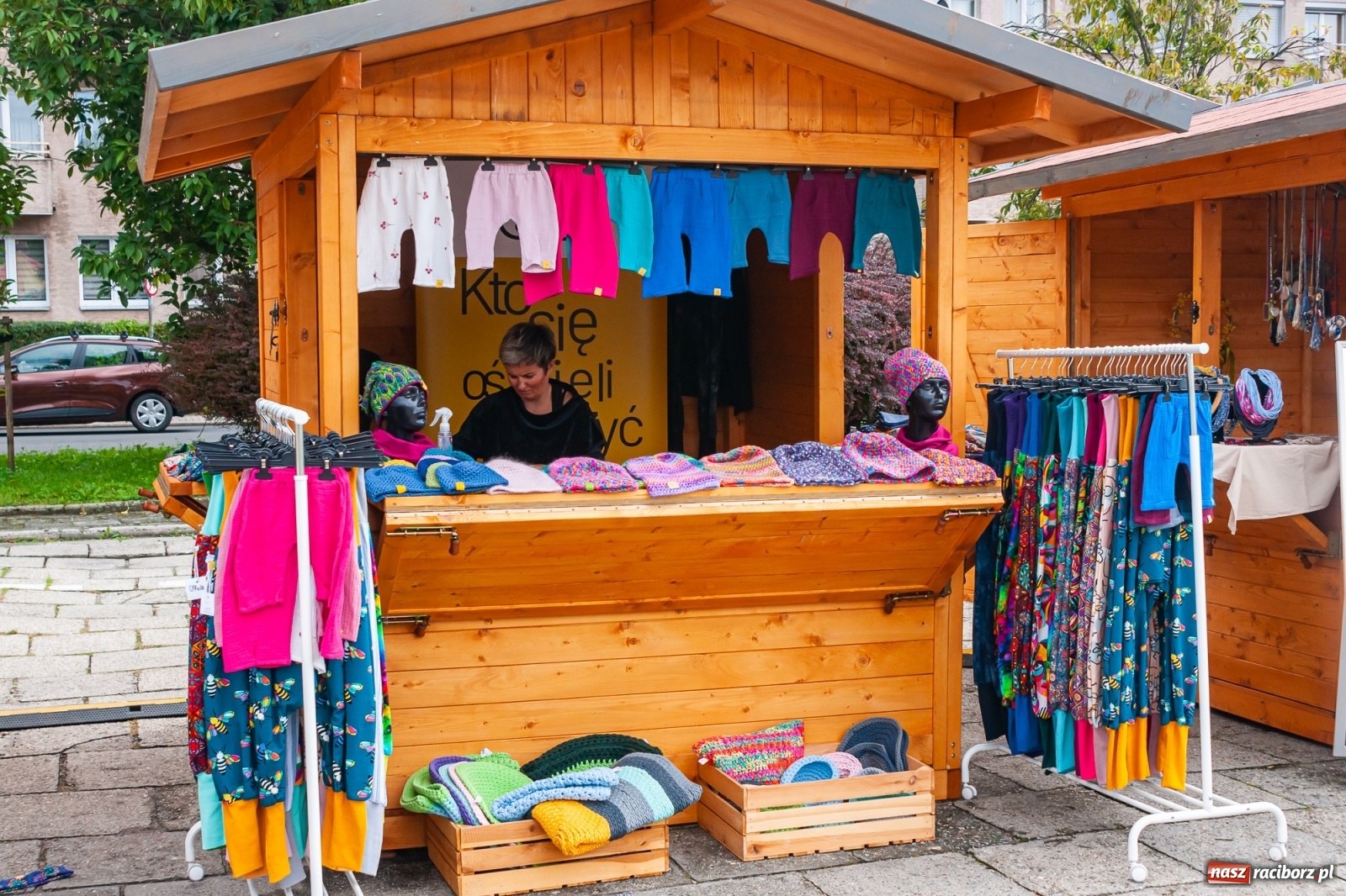 Zdjęcie w galerii na portalu naszraciborz.pl: Smakołyki i rękodzieło na raciborskim jarmarku na zakończenie lata [FOTO i WIDEO] wiadomości z regionu