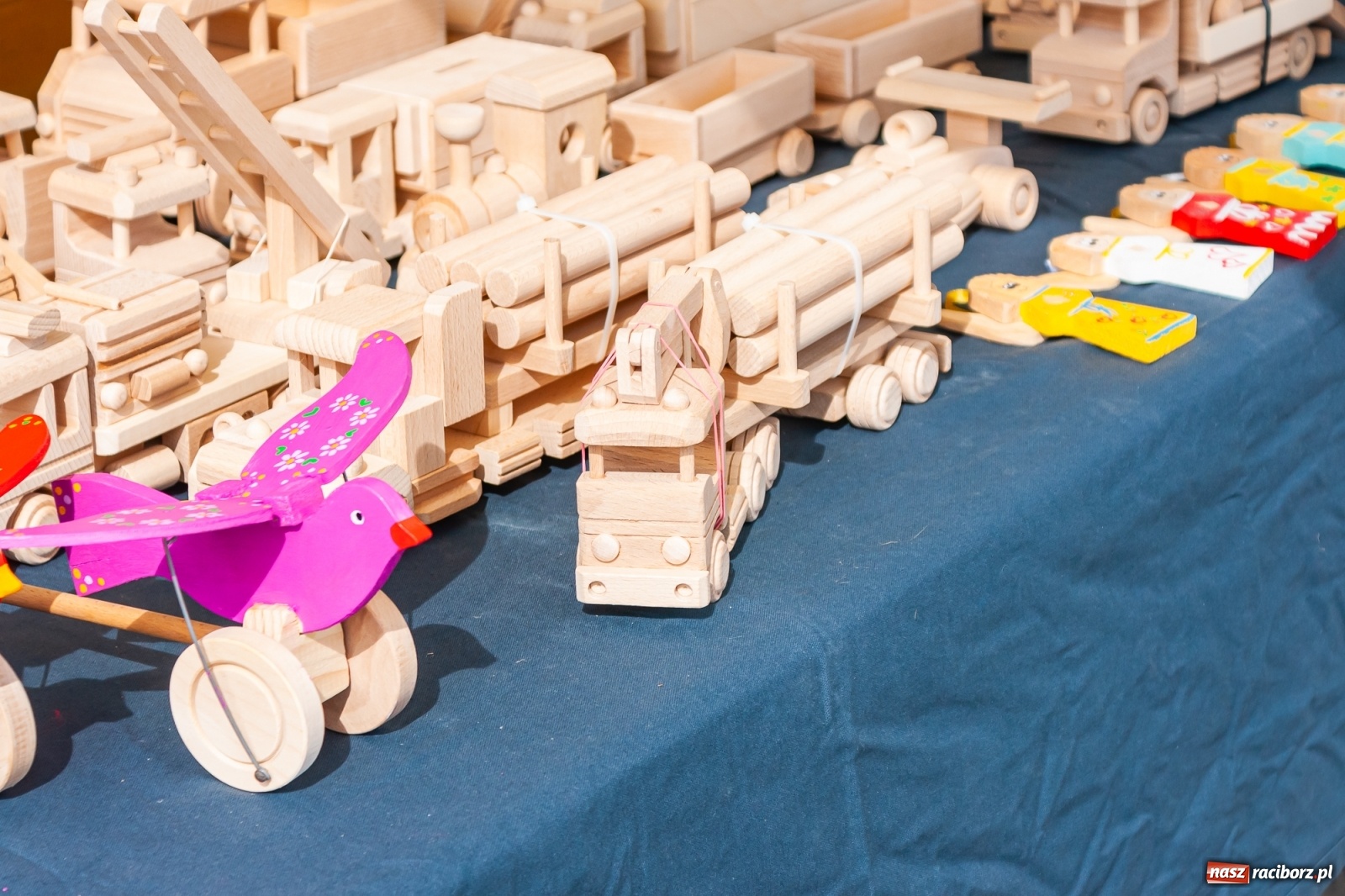 Zdjęcie w galerii na portalu naszraciborz.pl: Smakołyki i rękodzieło na raciborskim jarmarku na zakończenie lata [FOTO i WIDEO] wiadomości z regionu