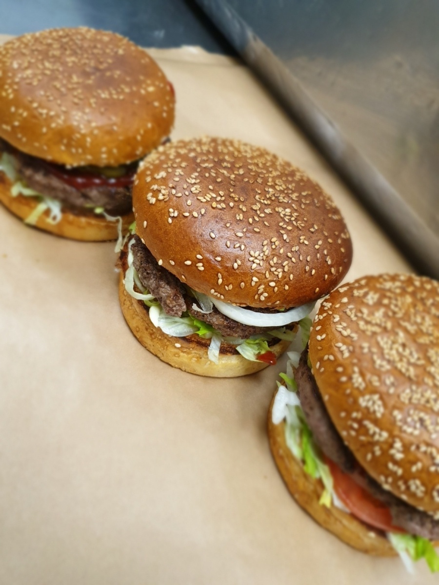 Zdjęcie w galerii na portalu naszraciborz.pl: Classic Burger – najlepsze burgery w Raciborzu wiadomości z regionu