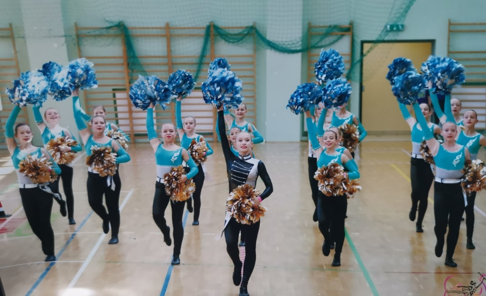 Zdjęcie w galerii na portalu naszraciborz.pl: Mażoretki Zary trzydzieści razy stanęły na podium wiadomości z regionu