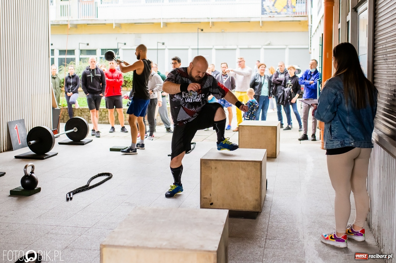 Zdjęcie w galerii na portalu naszraciborz.pl: Crossfitowcy rywalizowali przy Cegiełce wiadomości z regionu