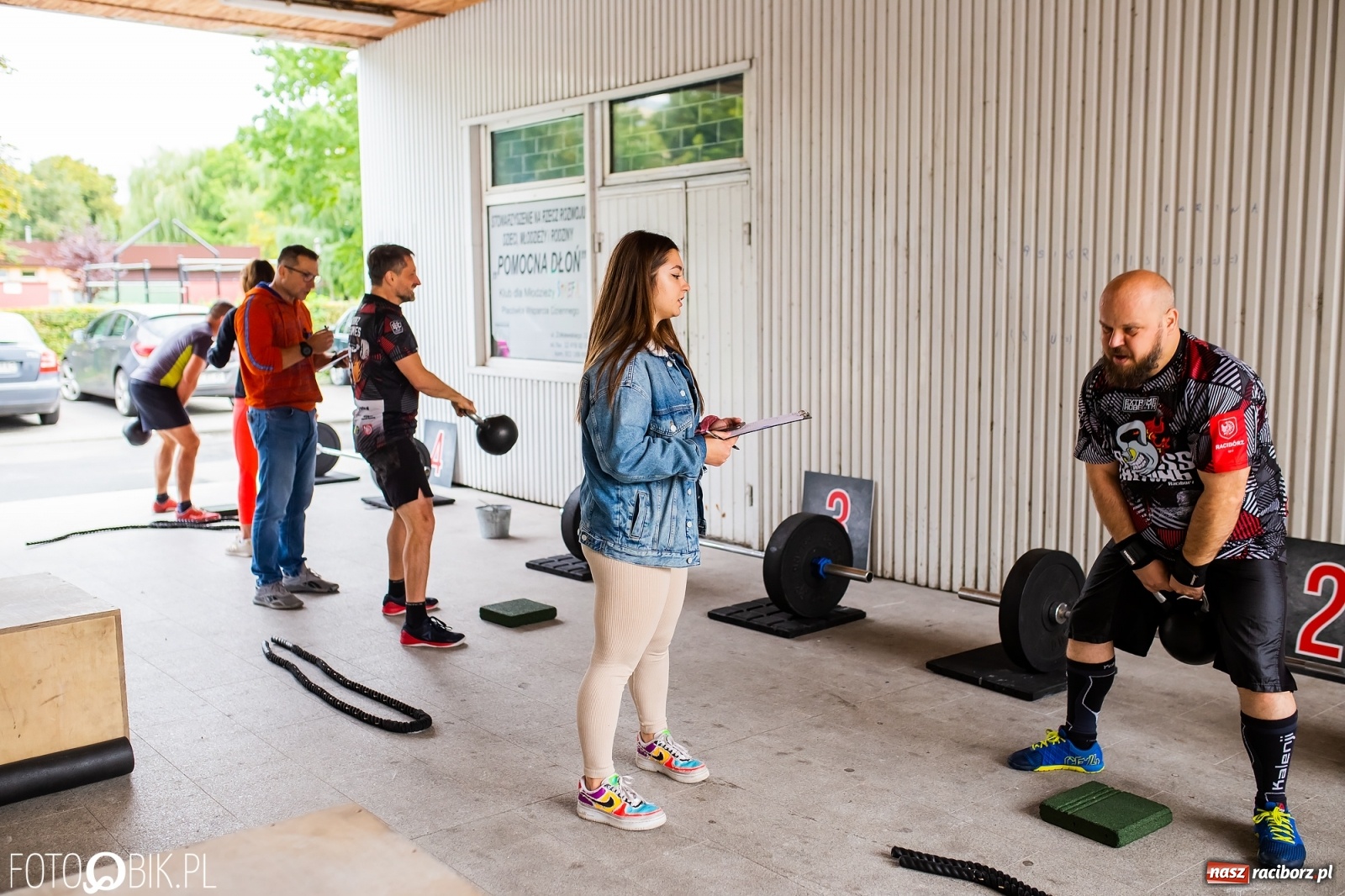 Zdjęcie w galerii na portalu naszraciborz.pl: Crossfitowcy rywalizowali przy Cegiełce wiadomości z regionu