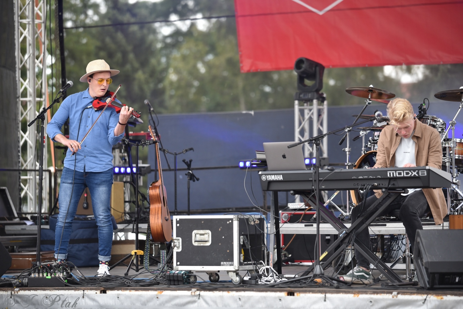 Zdjęcie w galerii na portalu naszraciborz.pl: Racibórz żegna lato. Czesi śpiewają polskie hity wiadomości z regionu
